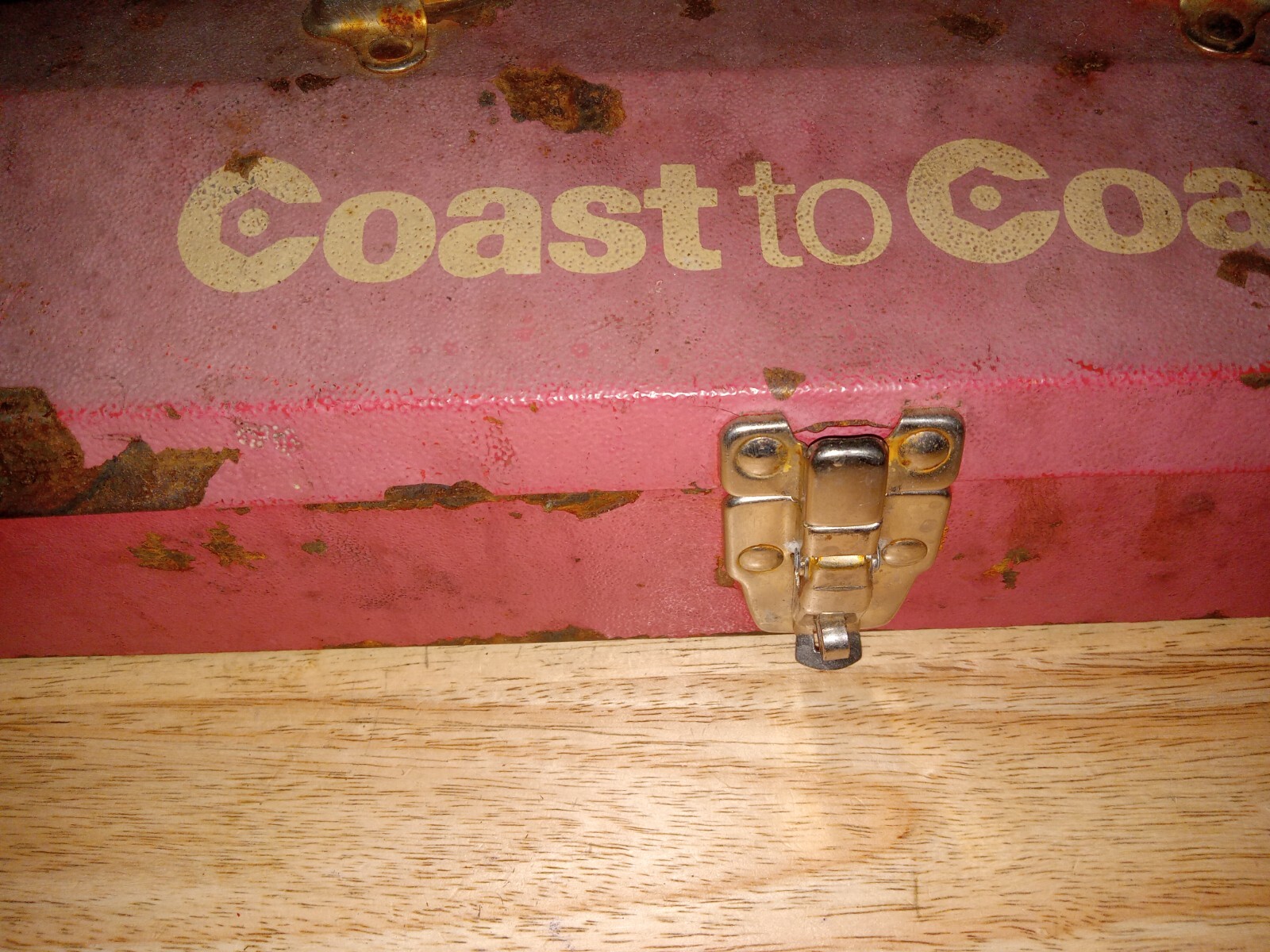 Vintage Coast to Coast Tool Box Red – Peeling Paint / Dented – 19″ x 3.5″ x 6″