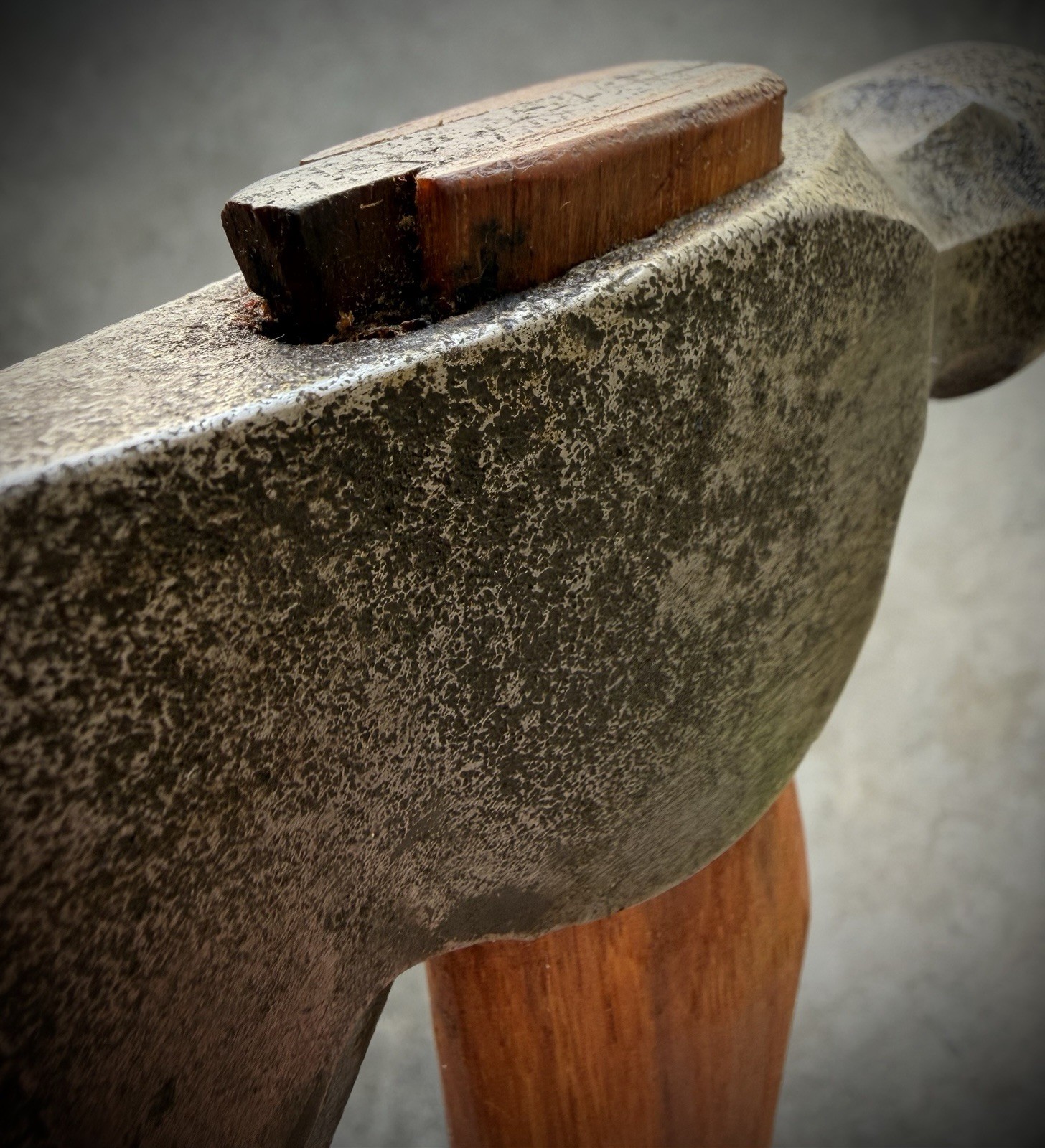 Vintage Kelly Axe Tool Works Carpenter Hatchet LH 15” Hickory Rehung Sharp