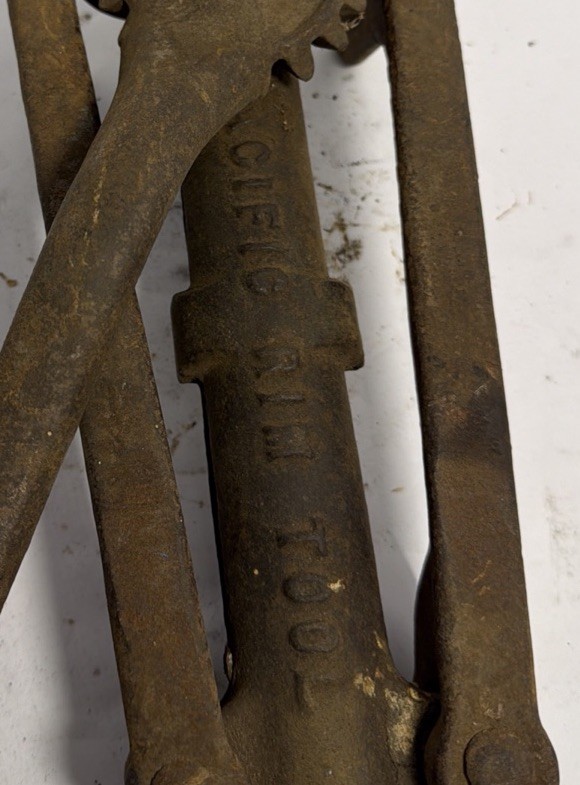 Pacific Rim Tool Split Rim Tire Changer Spreader Cleveland Ohio Antique