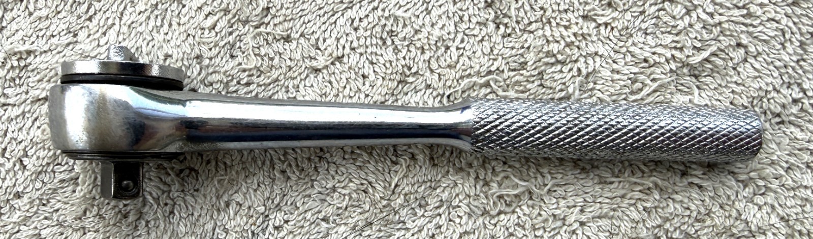 VINTAGE BONNEY 1/4 INCH DRIVE RATCHET MODEL NO V702K