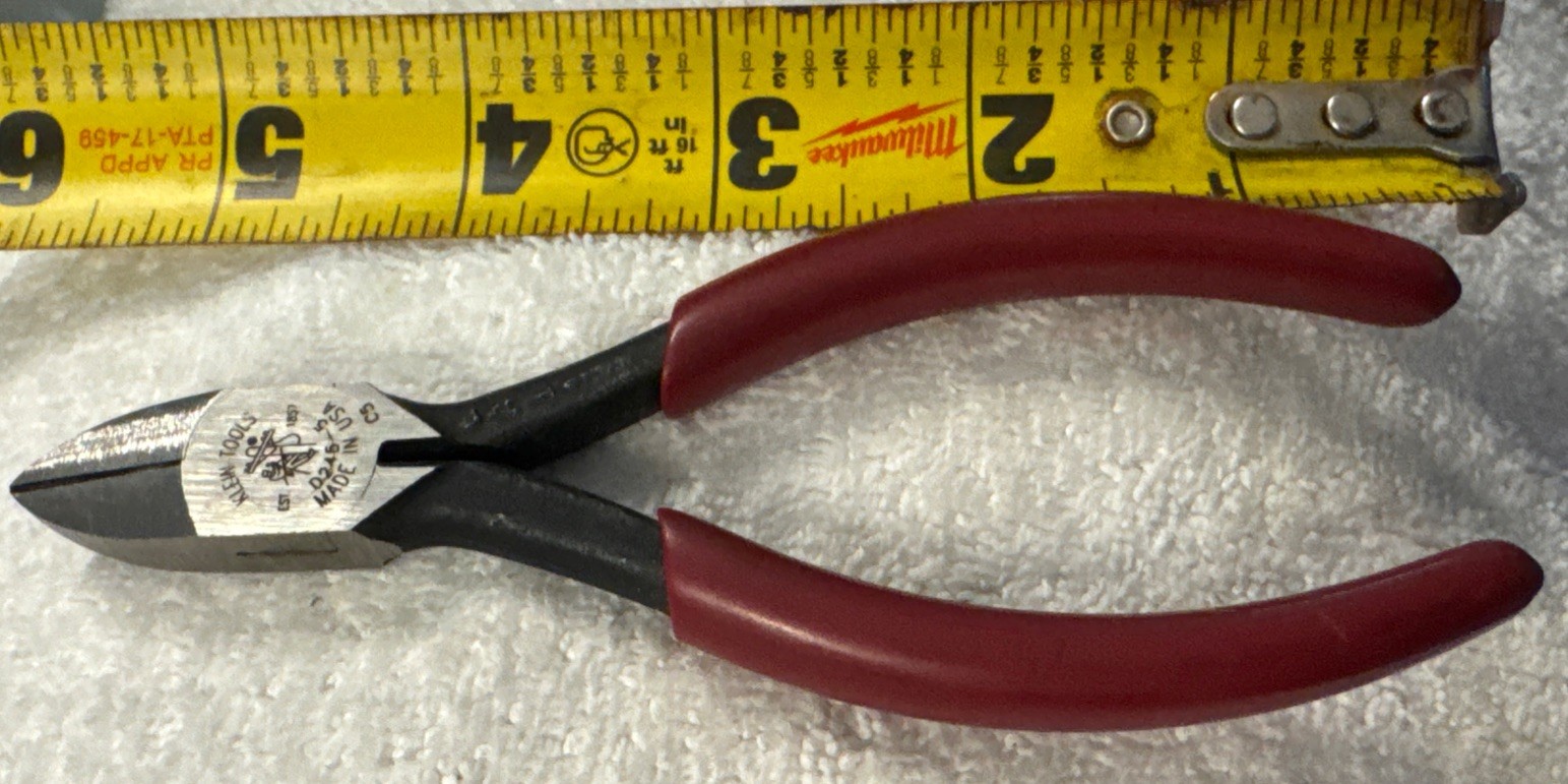 5” cutter Klein Tools D245-5 Diagonal-Cutting Pliers Tapered Nose mint tool USA