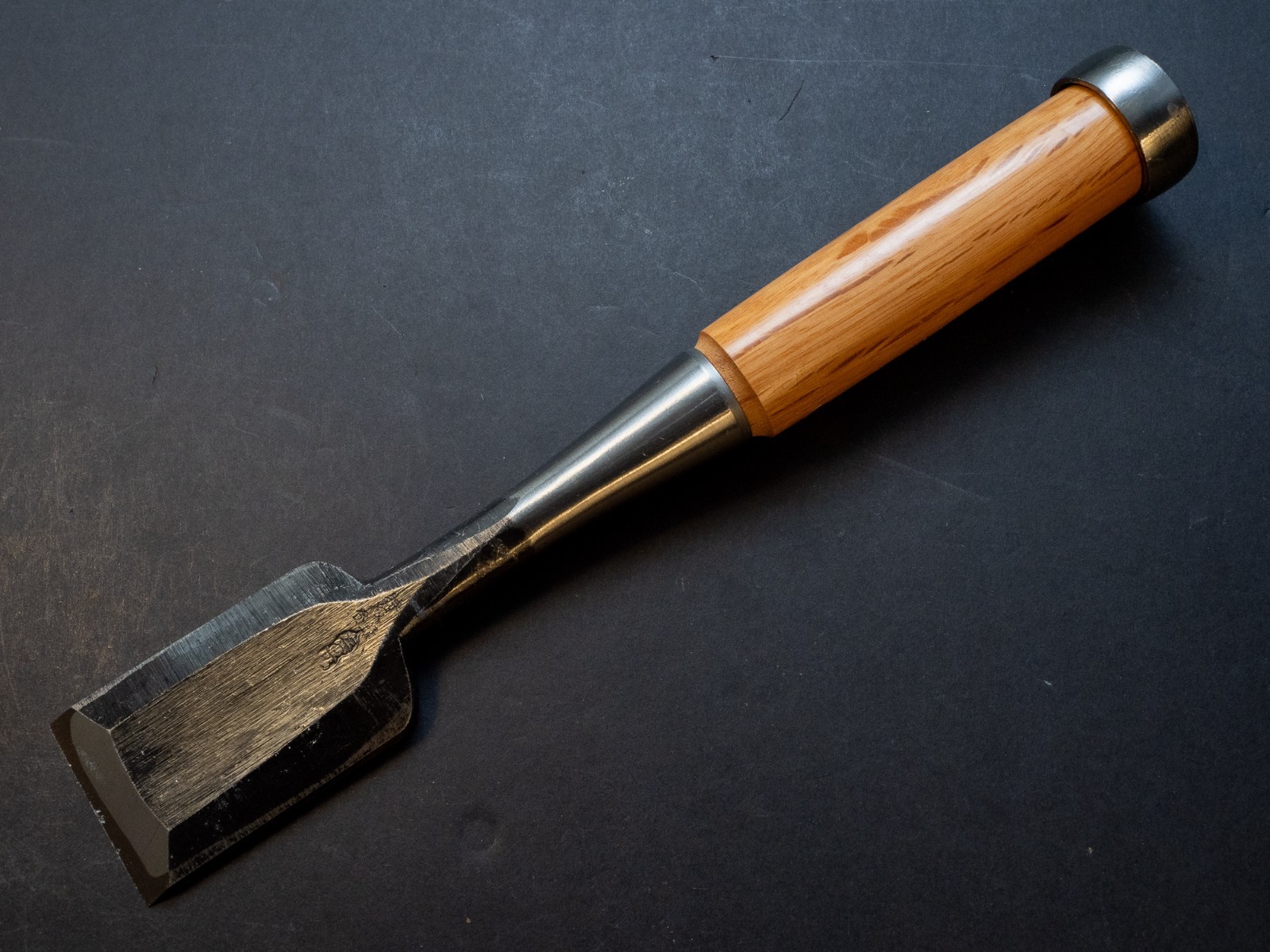 Hidari Nobuhiro 36mm Japanese Bench Chisel Oire Nomi White Steel Iwazaki Eisuke