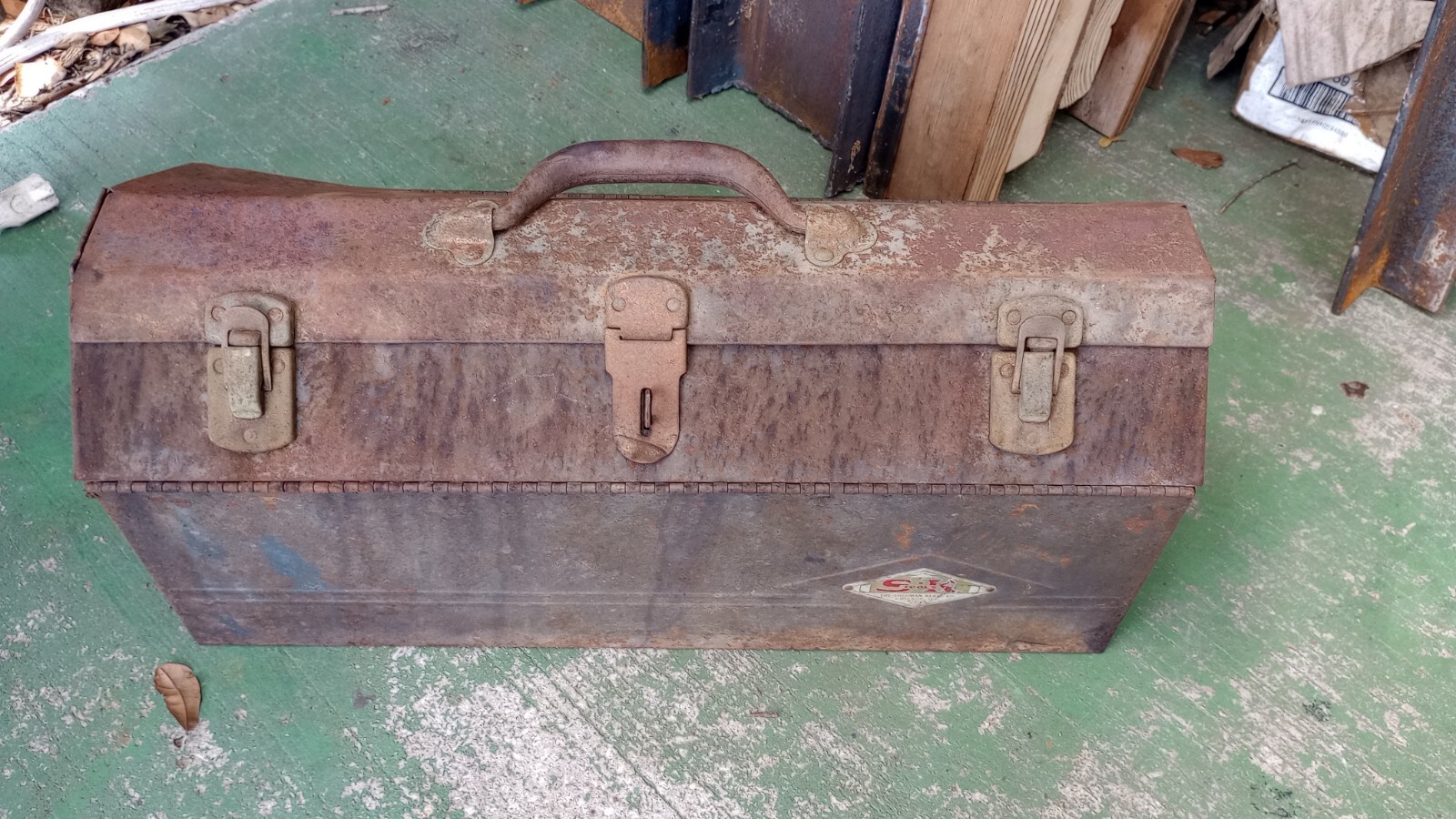 S-K Tools Sherman Klove Co. Tool box toolbox center latch. #S99