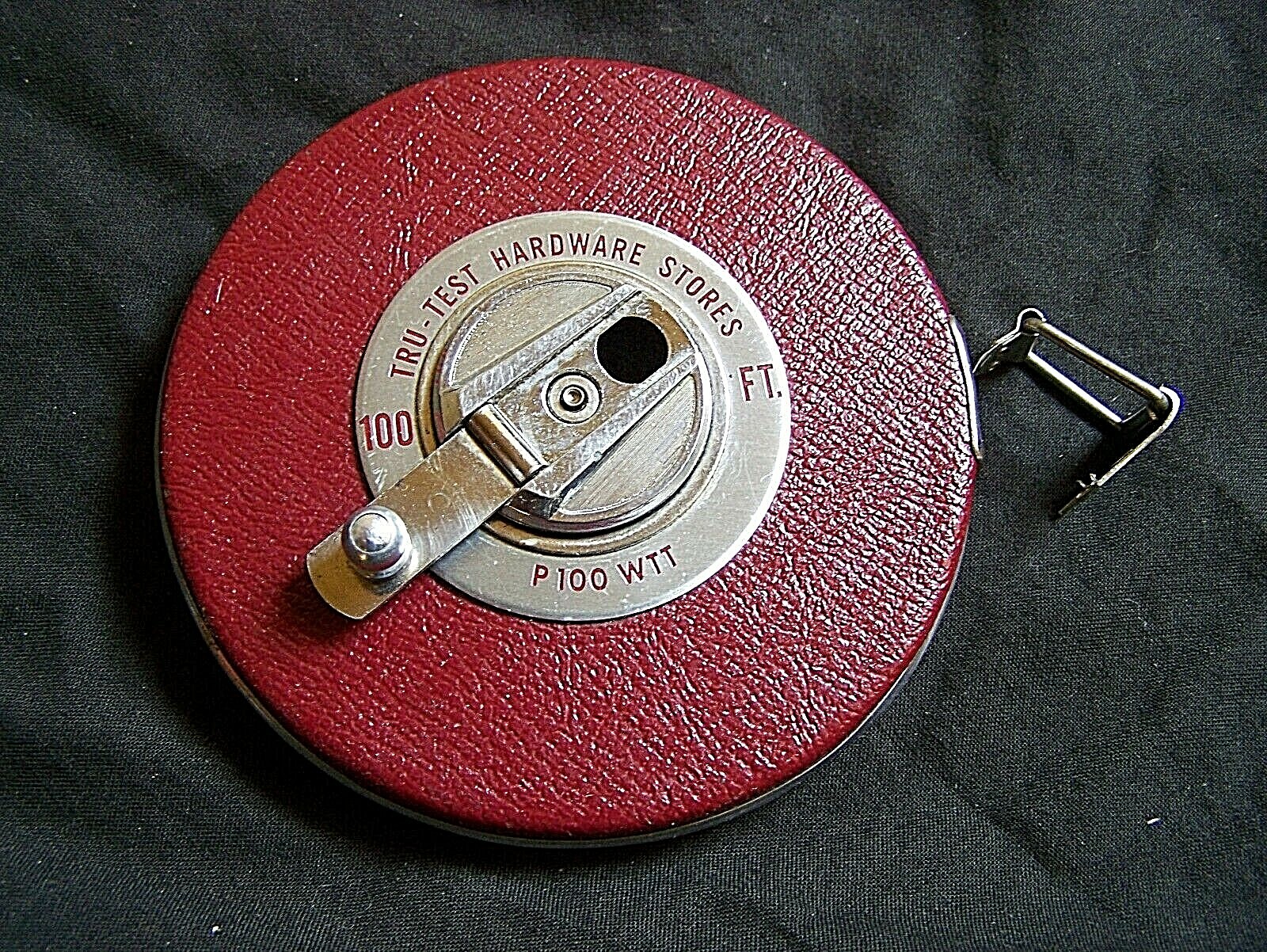 Vintage 100′ Tru-Test Hardware Stores~Model P 100 WTT Tape Measure