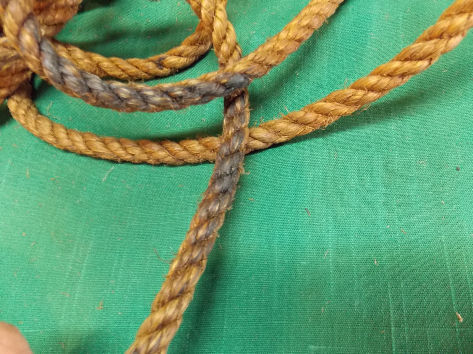 Vintage 24 feet of 3/8″ old hemp or manila rope. Farm barn pulley rope. Decor