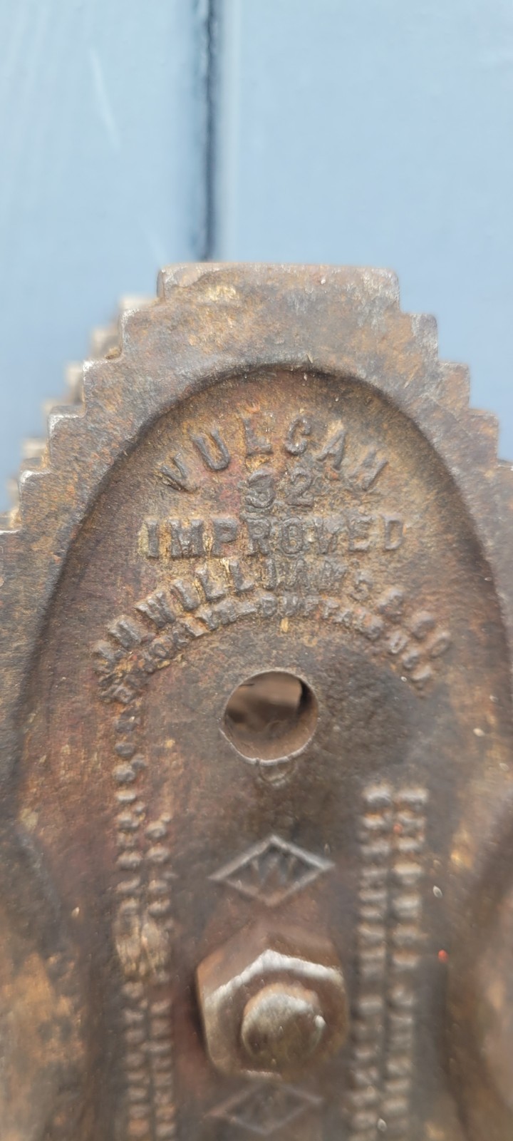 Vulcan No 32 Vintage Pipe Wrench Chain Wrench Tong USA H/D Collectable Tool