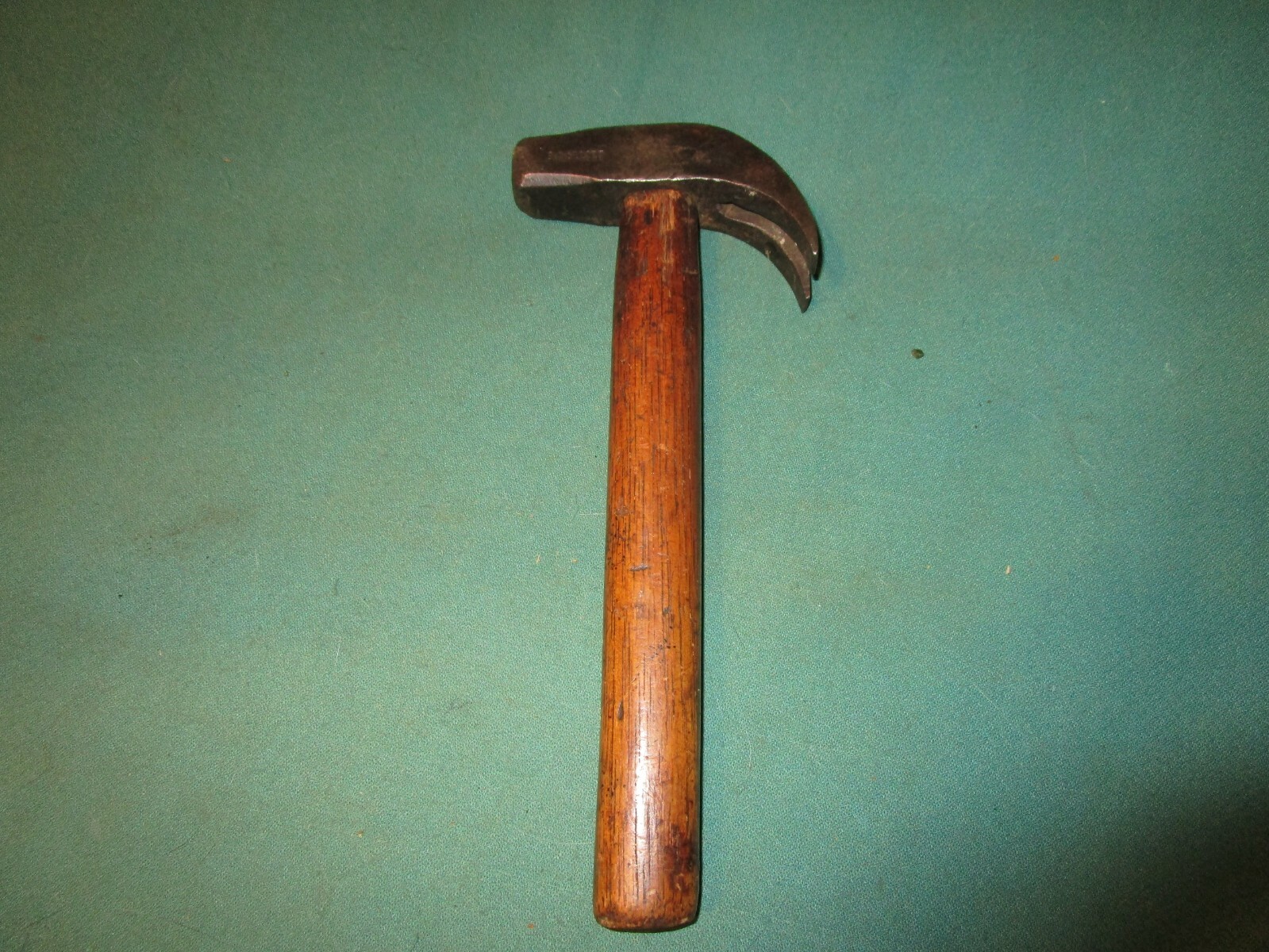 Vintage D. S. Abbott Farrier’s Claw Hammer Ram Horn Shape Claws 10″ Handle