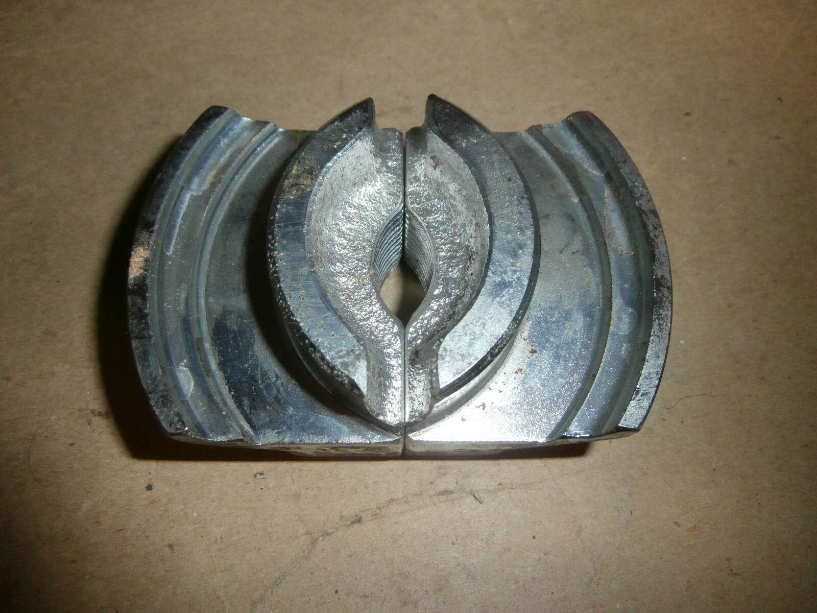 Kent Moore J-22360 GM Wheel Bearing Remover Tool