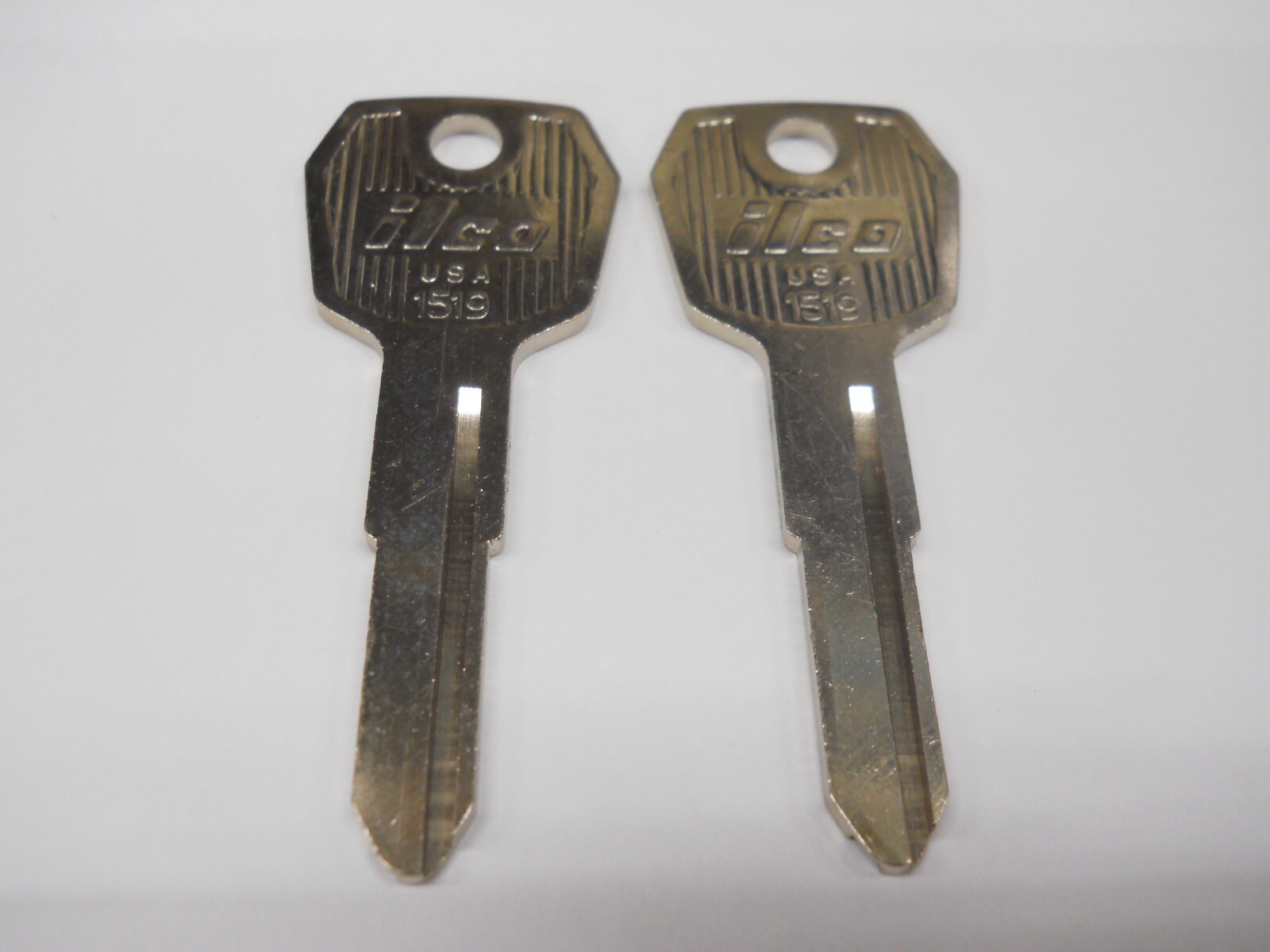 Ilco 1519 Key Blank Fits Komatsu Yanmar Deere Lot of 2