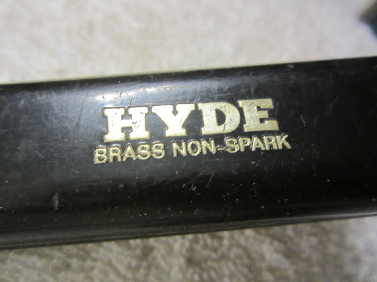1.25″ Hyde Tools 02080 Stiff Chisel Edge Putty Knife, Brass non spark VTG USA