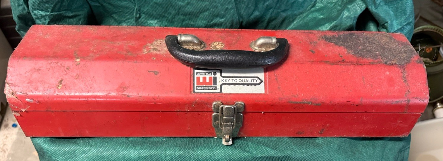 Vintage WATERLOO Industries Key To Quality Tool Box Red 19.75 Long 6 W 3.5 Tall