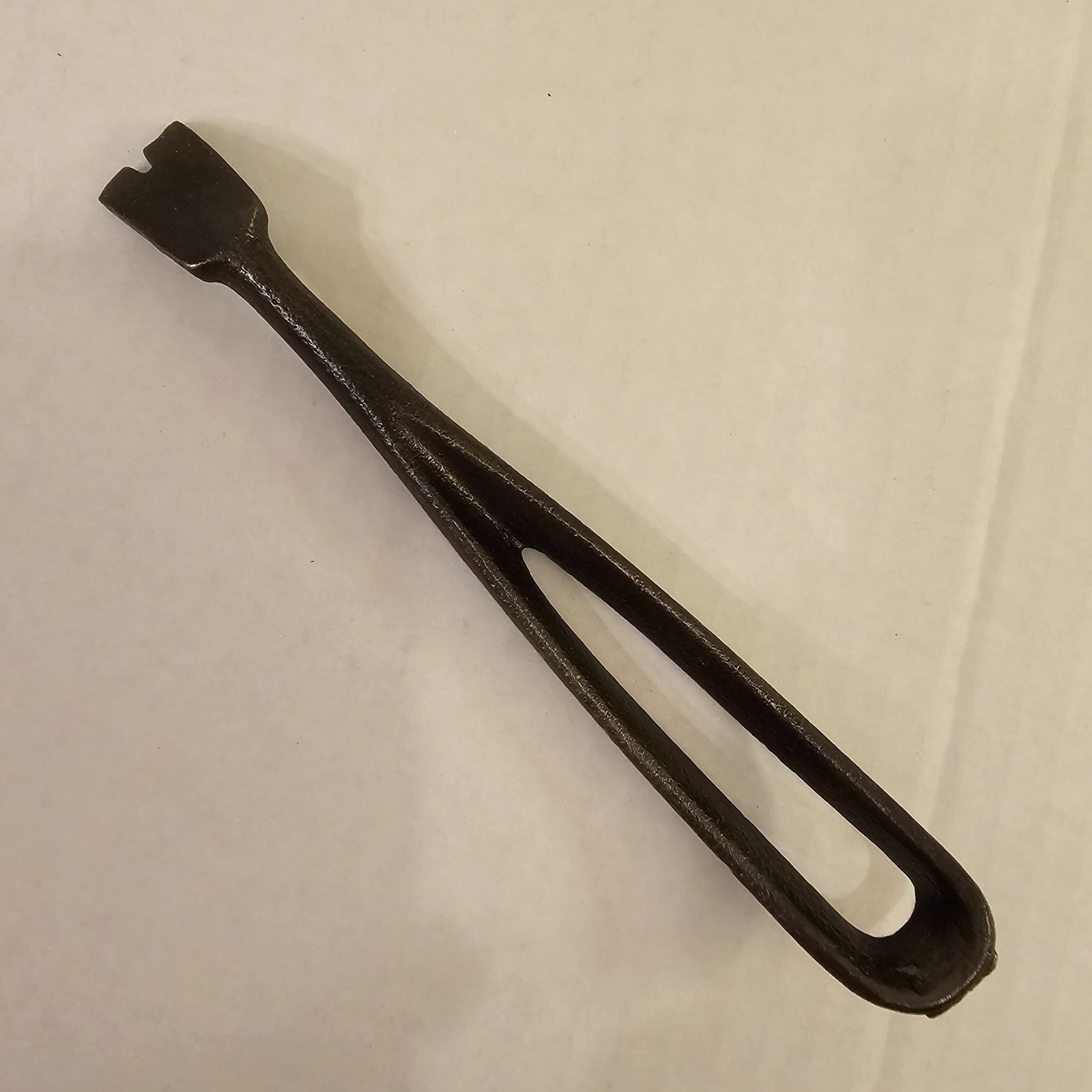 Vintage Cast Iron Upholstery Tack Nail Staple Puller