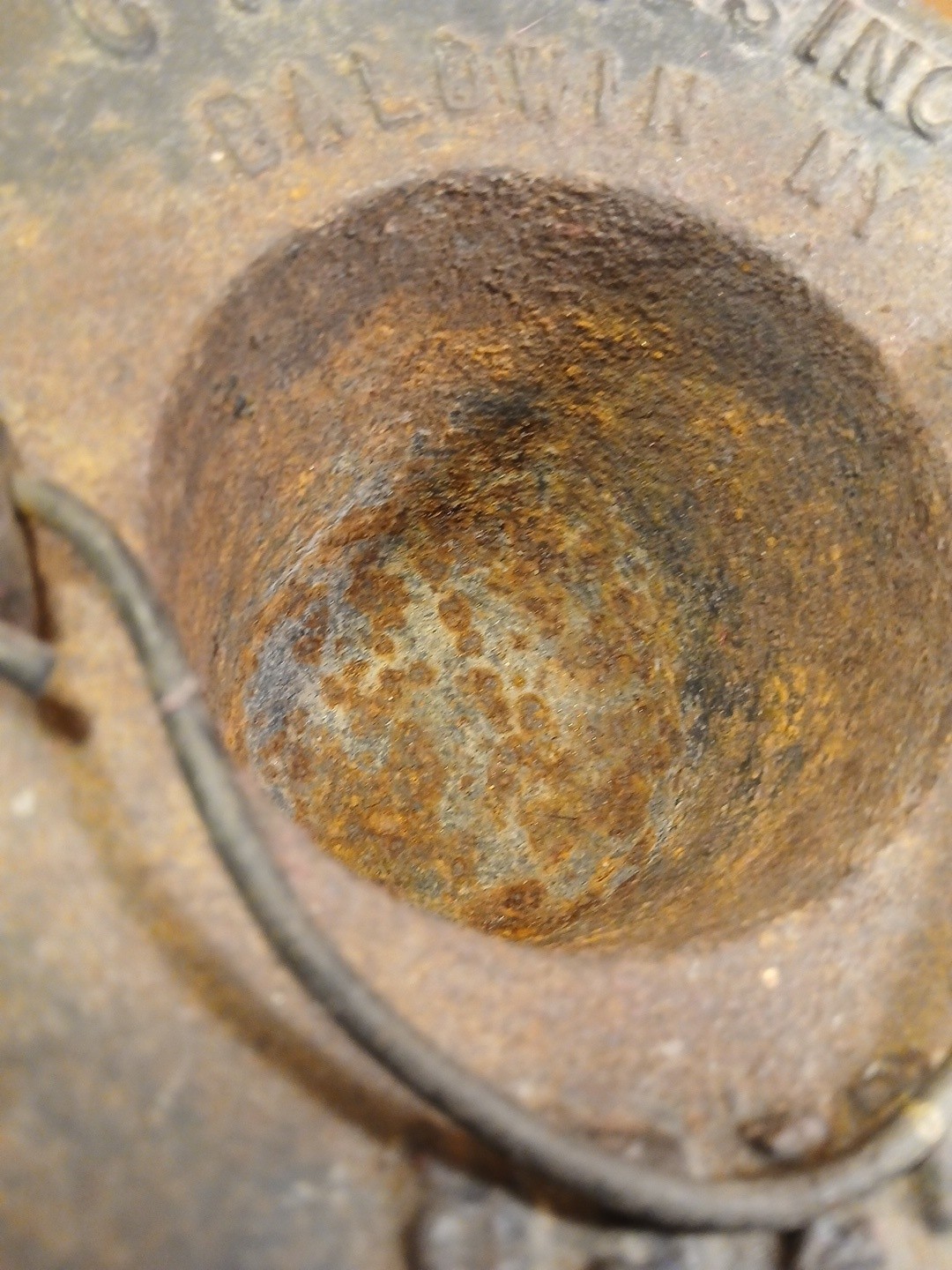 Antique C. A. HONES INC. CAST IRON BUZZER SMELTING POT BALDWIN NY