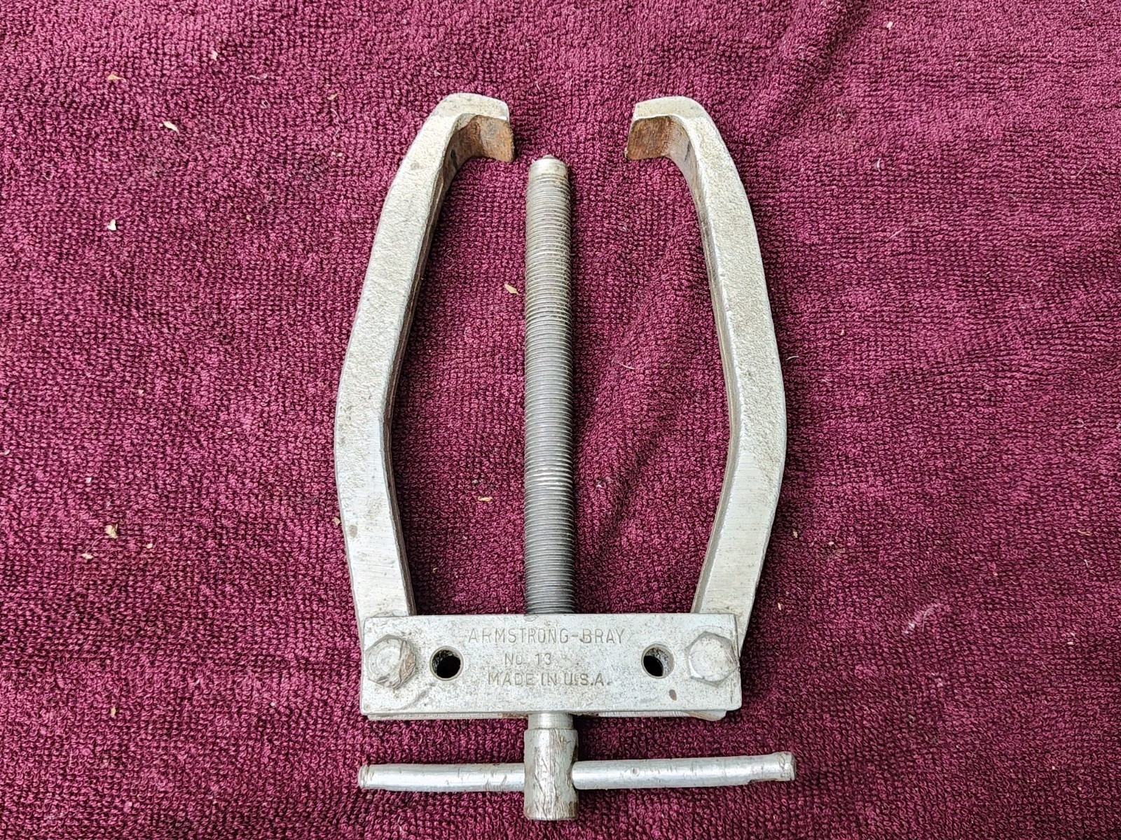Vintage USA Armstrong-Bray 2-Jaw No-13 Universal Puller