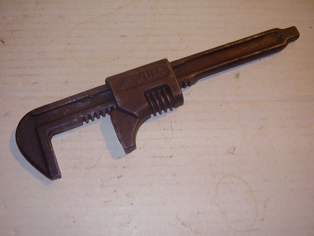 Vintage Ford USA Adjustable 9¼” M Wrench w/ Drain Plug Square Tool FREE SHIP