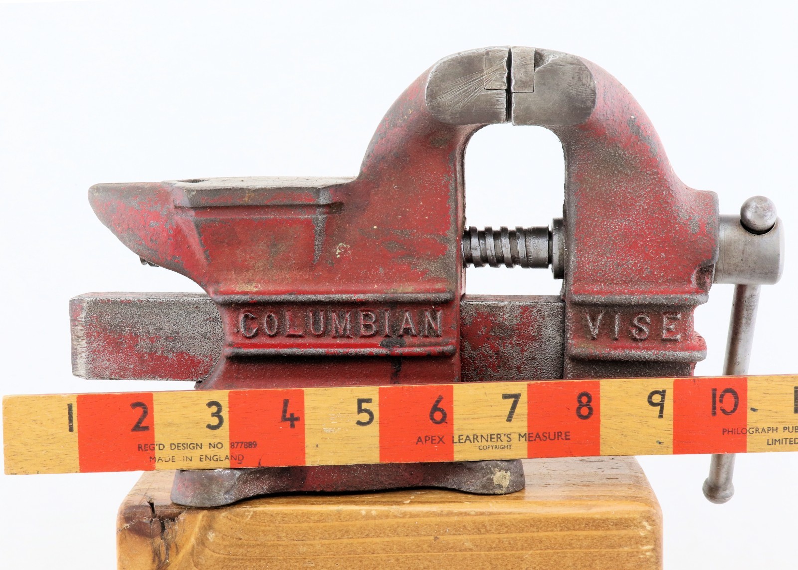 VINTAGE COLUMBIAN C-43 1/2 BENCH ANVIL VISE (3-1/2″ X 5″ JAWS)