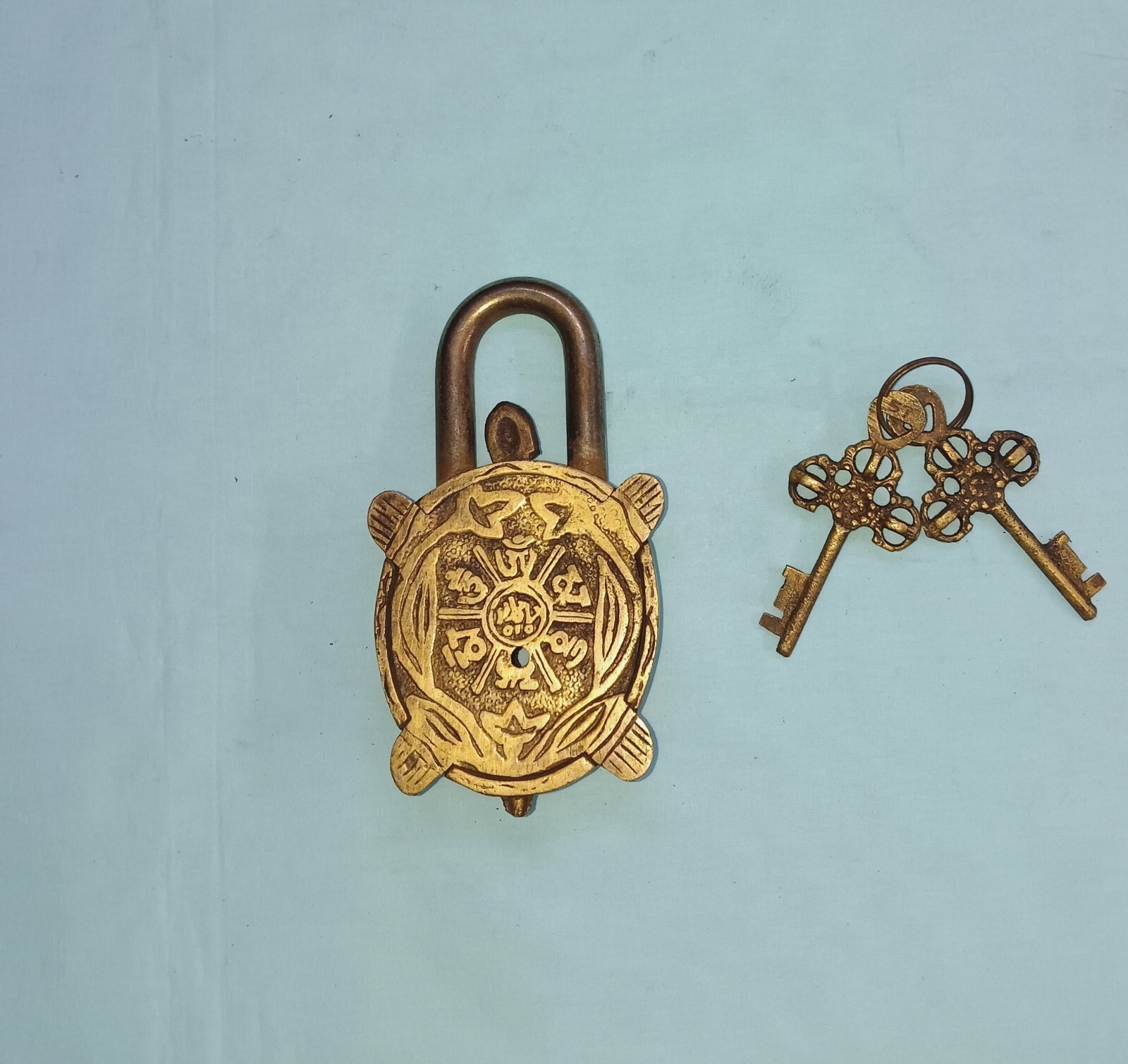 Tortoise Design Tricky Lock with 02 Pieces Brass Sea Turtle Door Padlock CA907