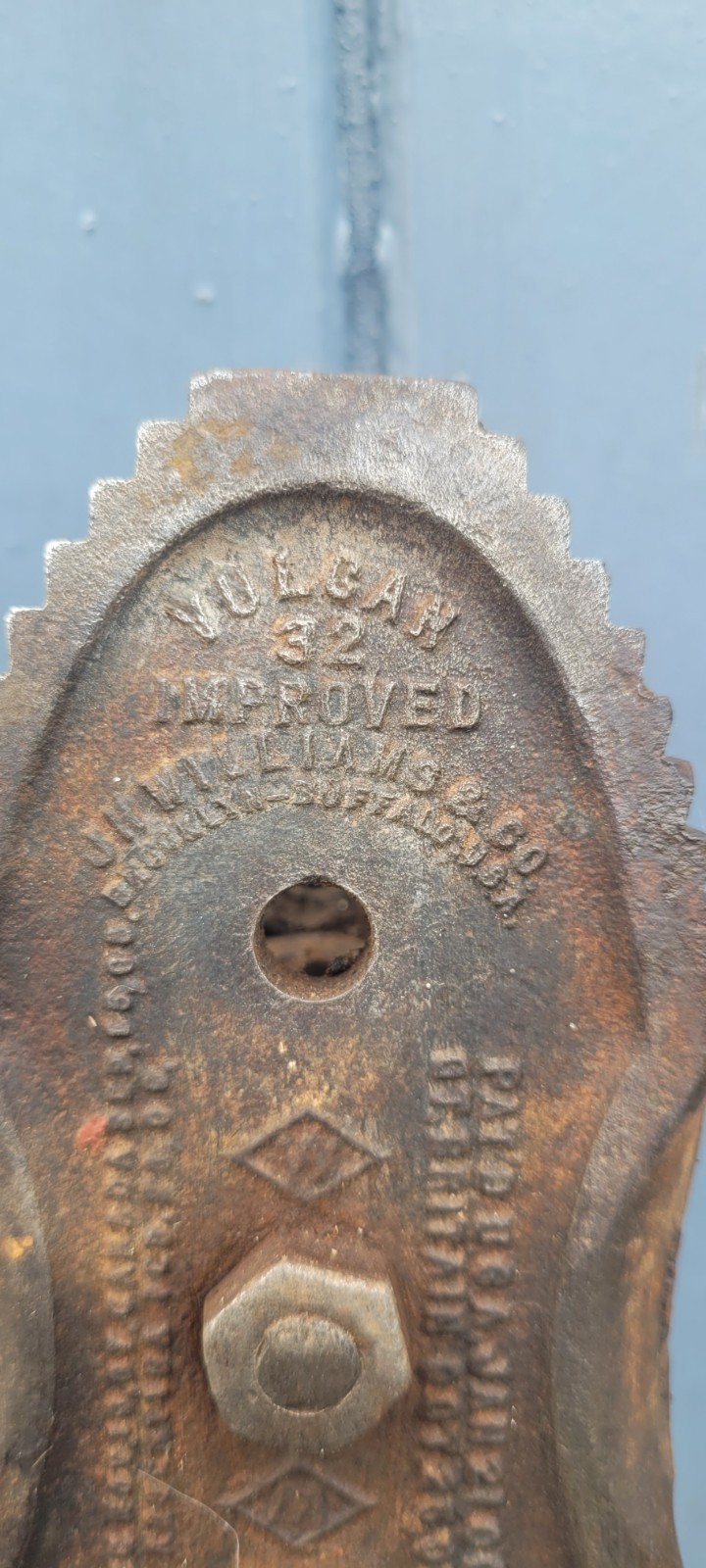 Vulcan No 32 Vintage Pipe Wrench Chain Wrench Tong USA H/D Collectable Tool
