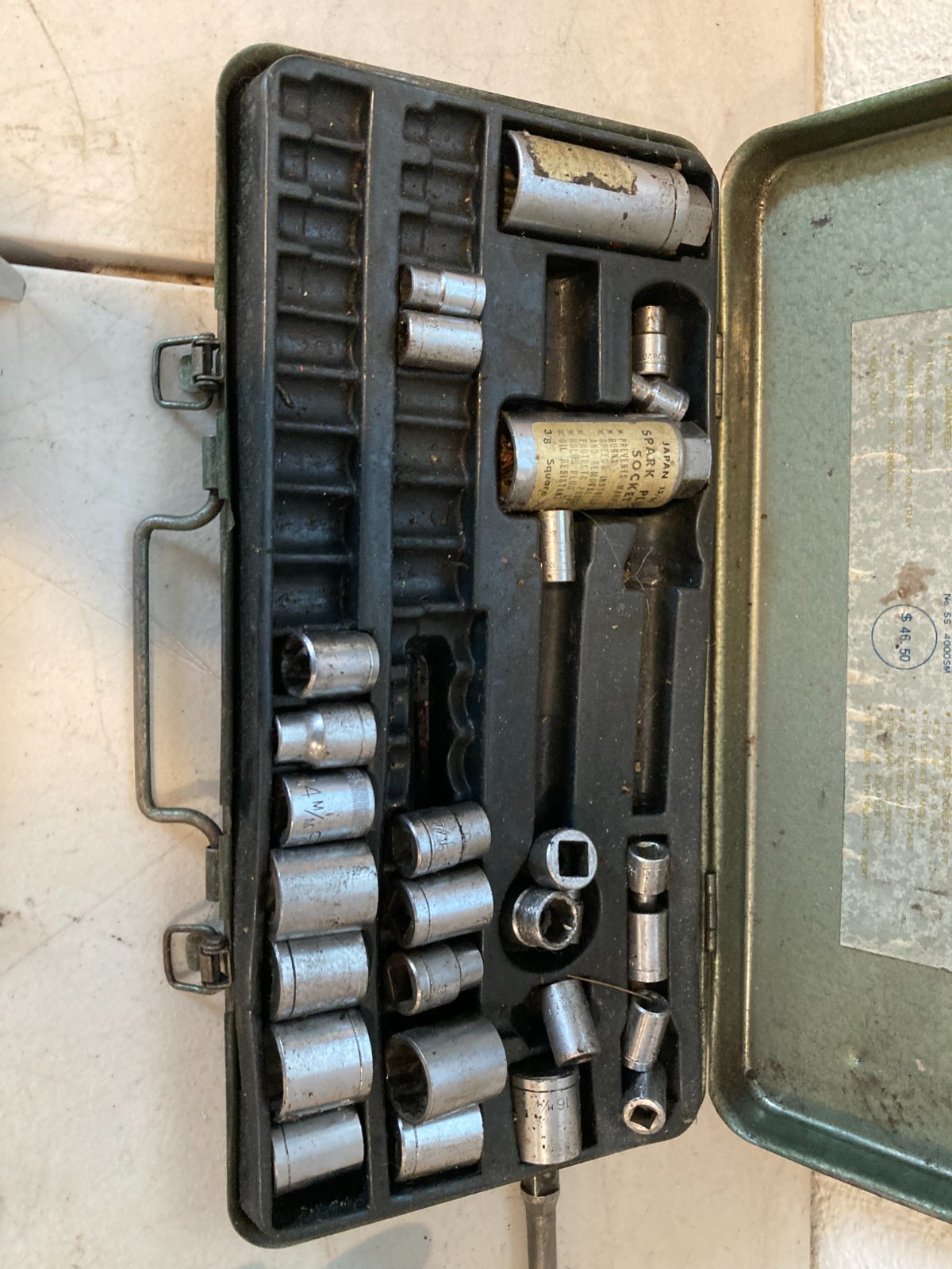 Large Mixed Mechanics Tool Lot Sockets, Ratchets, Wrenches, Hammer, Etc