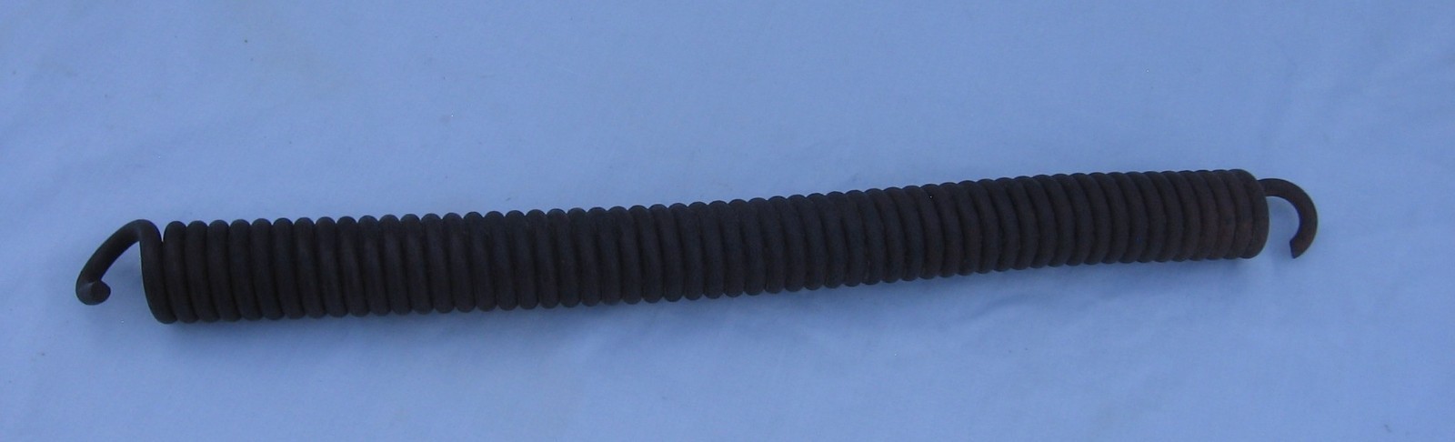 “Rare”`VINTAGE HEAVY DUTY STEEL INDUSTRIAL EXTENSION SPRING 21” L ~Weighs 5 Lbs.