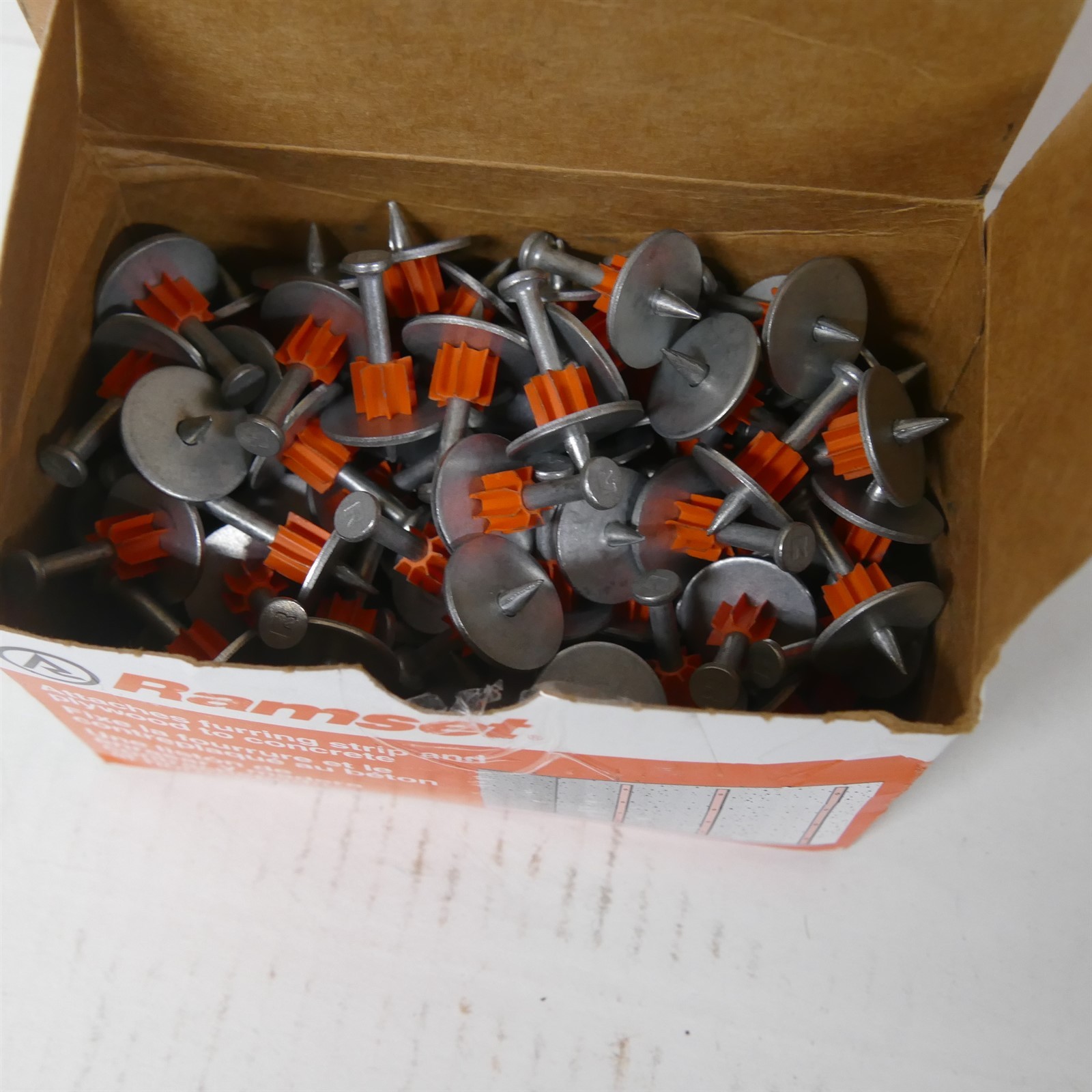 Ramset 1-1/4 in. Drive Pins with Washers (100-Pack) ~ Ramset 0.3″D x 1-1/4″L