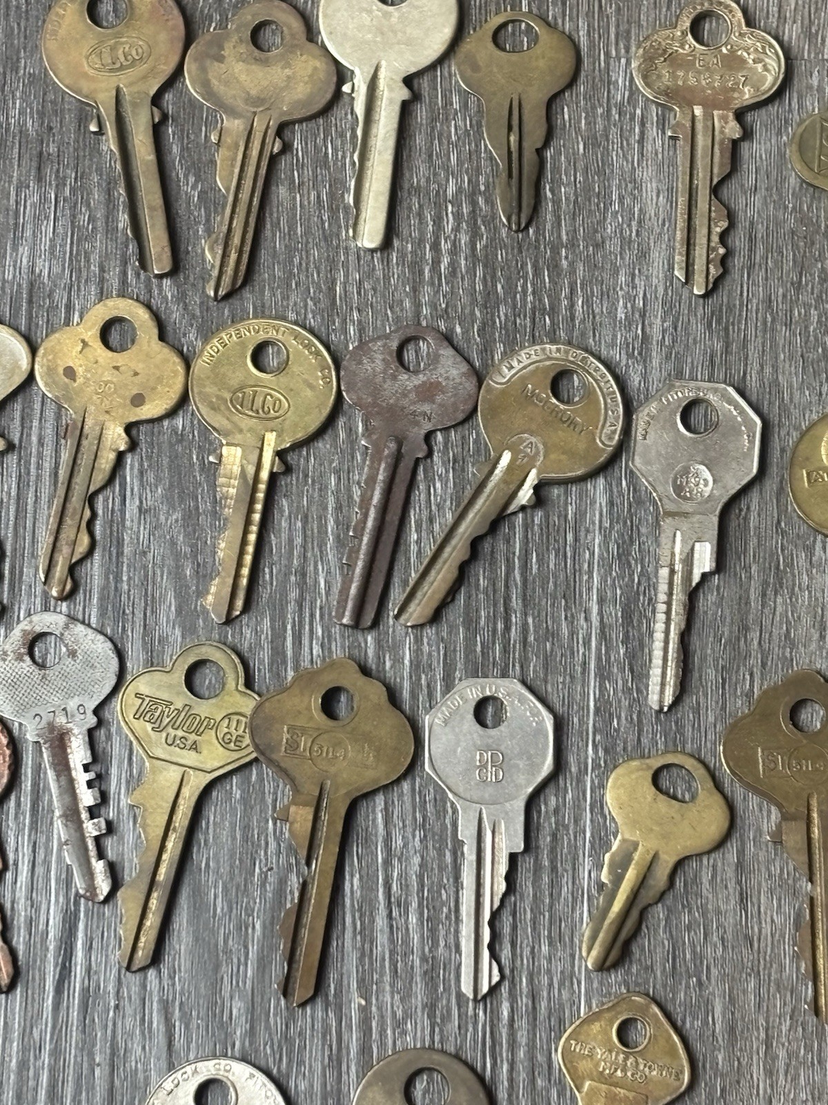 Lot Of 75 Vintage Keys Various Makes/ Types