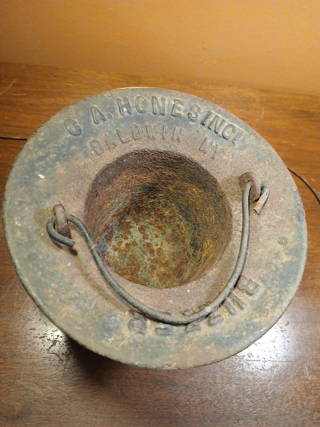 Antique C. A. HONES INC. CAST IRON BUZZER SMELTING POT BALDWIN NY