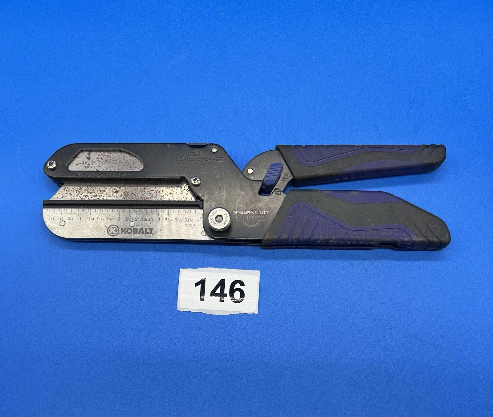 Kobalt 506437 Triple Handy Utility Cutter Swing Jaw 4″ Blade Storage