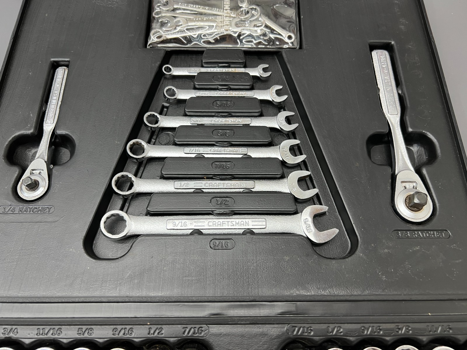 RARE VINTAGE CRAFTSMAN 117pc MECHANICS TOOL SET W CASE – MINT COND – USA
