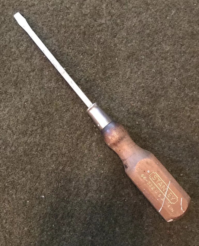 Vintage Stanley Screwdriver, 66-522 4”, USA 🇺🇸 Wood Handle Square Shank