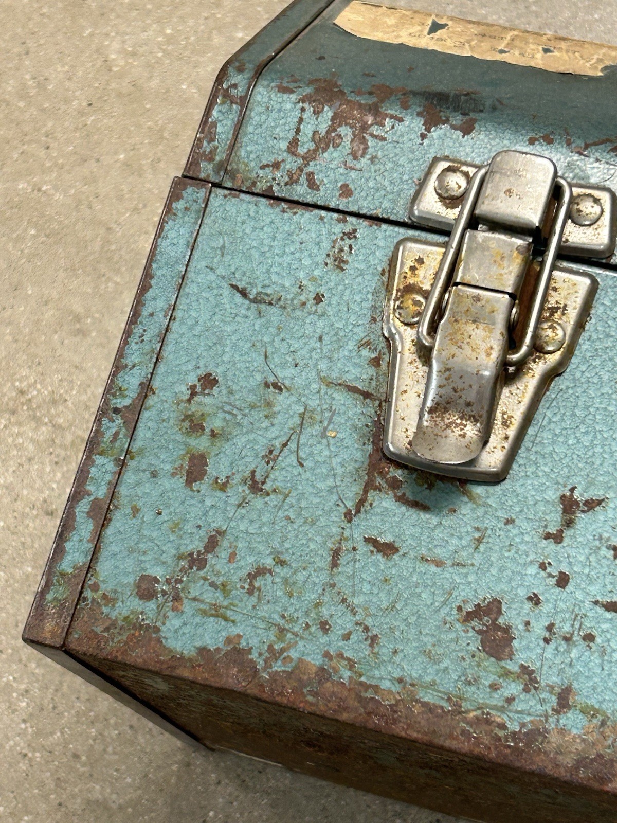 Vintage Waterloo 19.5” Teal Tool Box Heavy Duty Industrial W/ Tray Rusty 60s