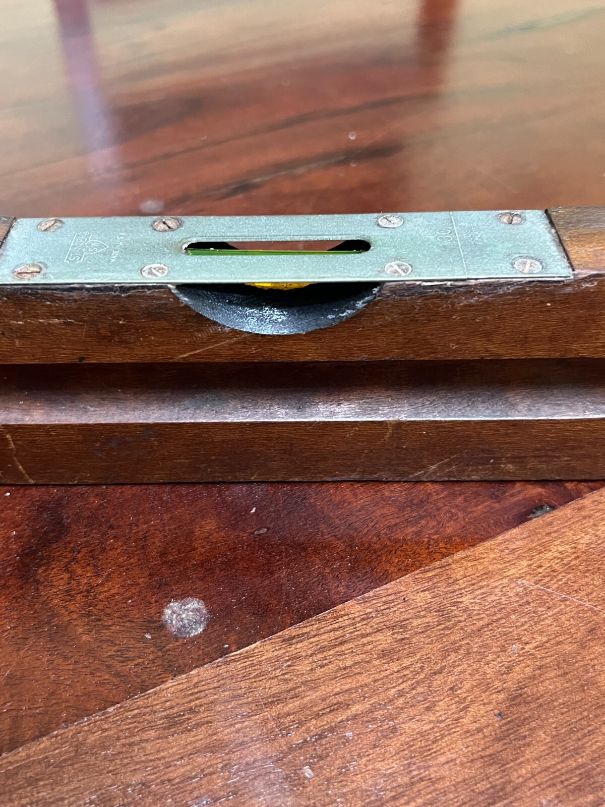 24 INCH CHERRY STANLEY WOODEN / BRASS LEVEL 30 ADJUSTABLE CARPENTERY WOODWORKING
