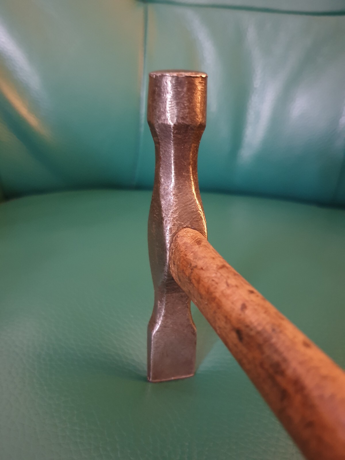 Quality Vintage Super Slim Carpentry Hammer