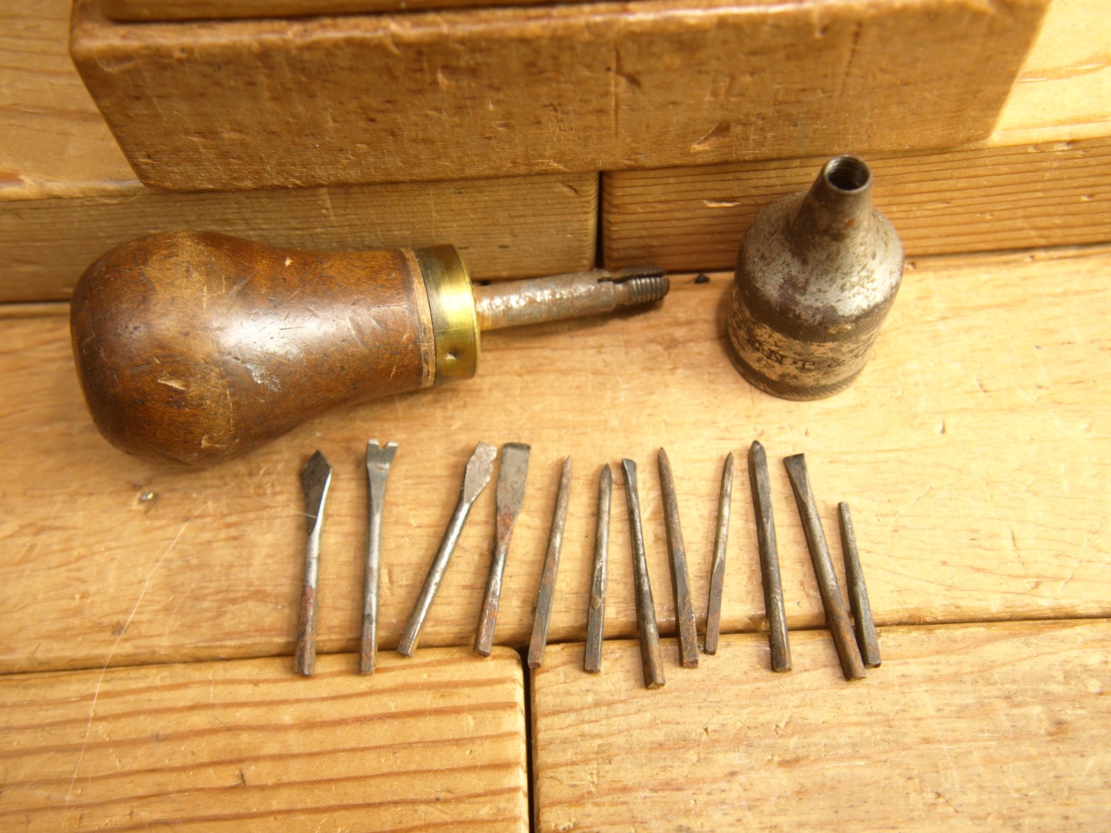 Sargent “Tool Holder” 130 Applewood Handle Nickel Plated Grip w/Tools pre 1926
