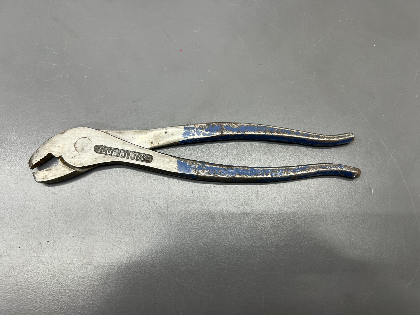 (k) VINTAGE BLUE BIRD NO. 25 BATTERY TERMINAL PLIERS – BLUE HANDLES – VGC -USA