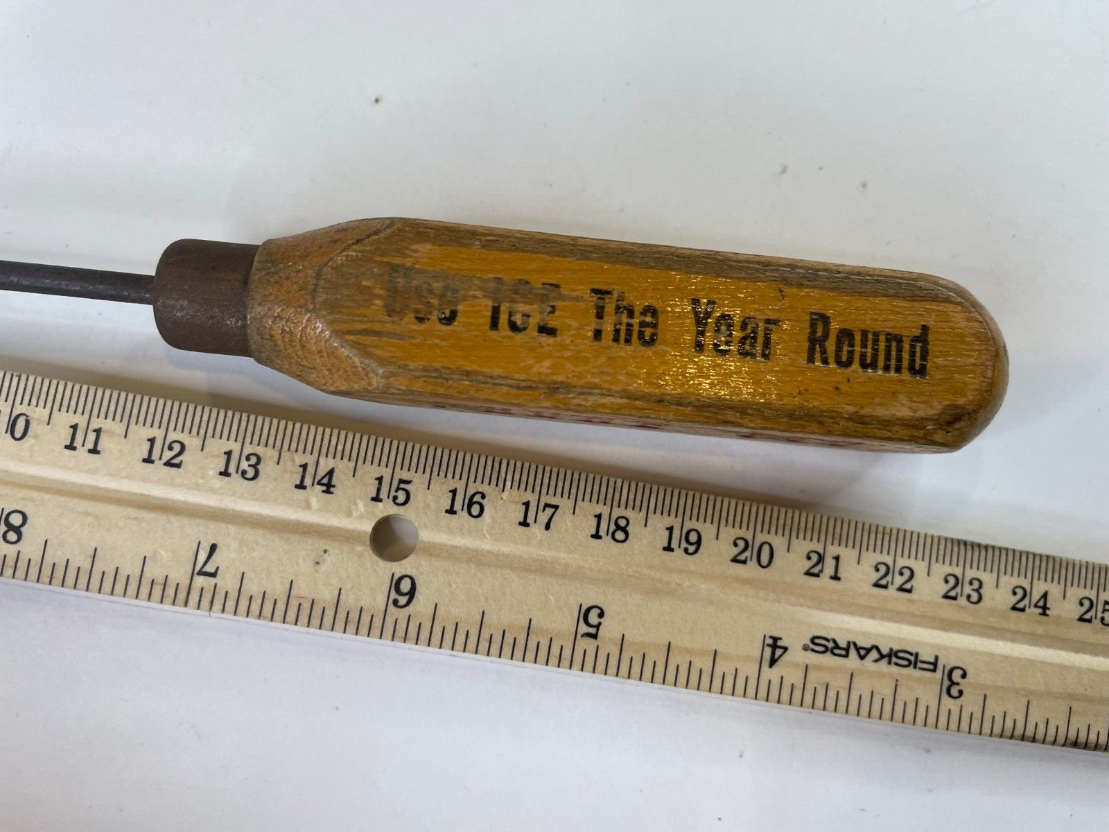 Vintage Star Union Products Company Peru Illinois Ice Pick w/ Wooden Handle