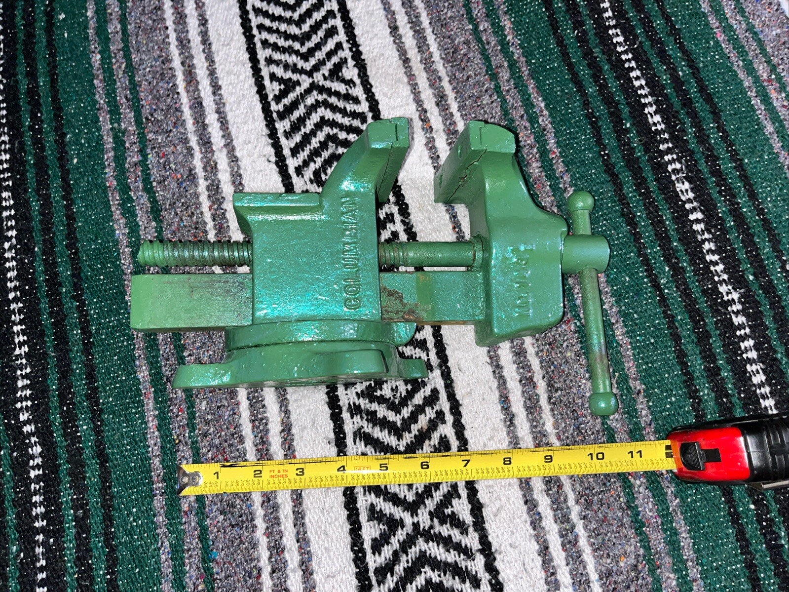 Columbian Vise Company No 143 1/2 Vintage Vise , Cleveland Ohio Rare Tools