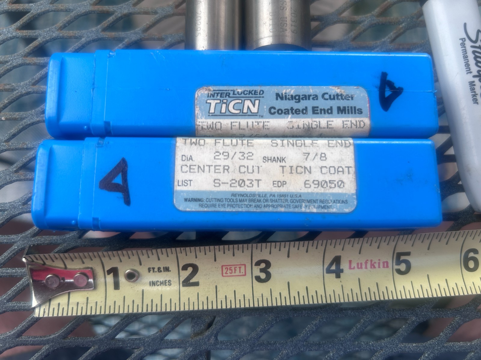 MACHINIST HmDrcB A TOOLS LATHE MILL Machinist Lot of Coated End Mills