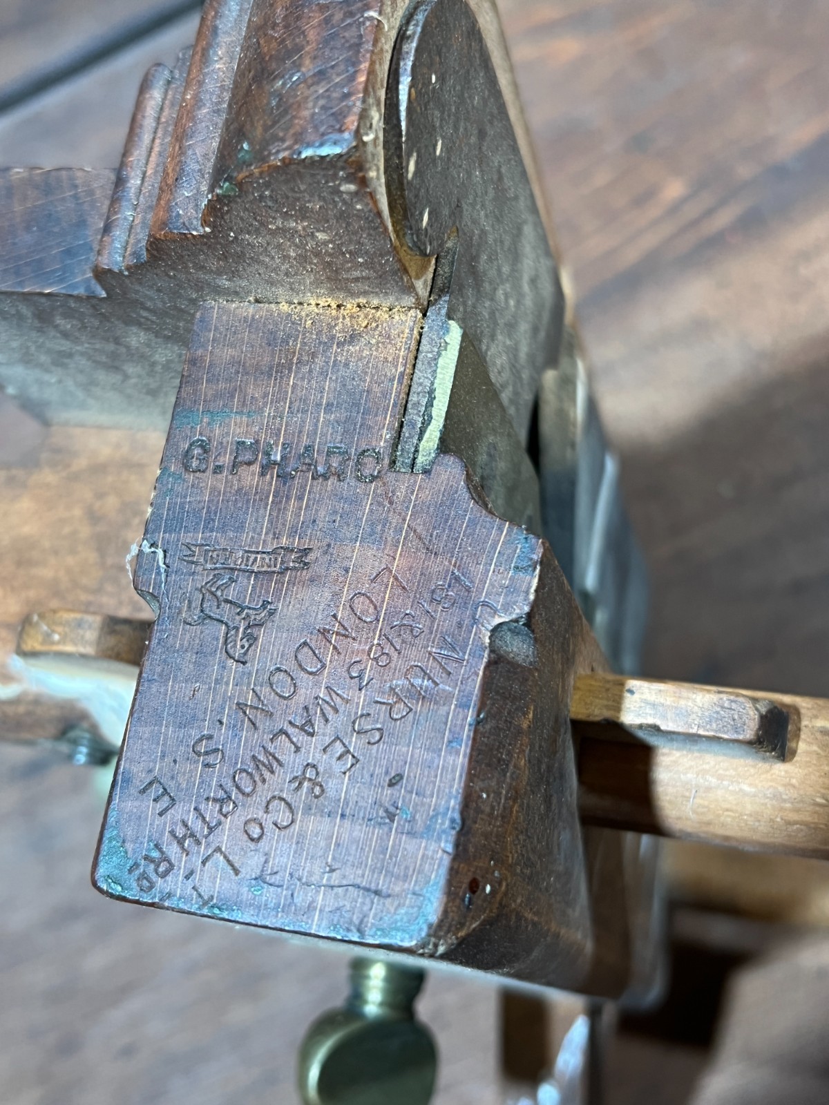 ANTIQUE WOODEN SCREW ARM PLOW PLANE NURSE & CO LTD 181 183 WALWORTH RD LONDON