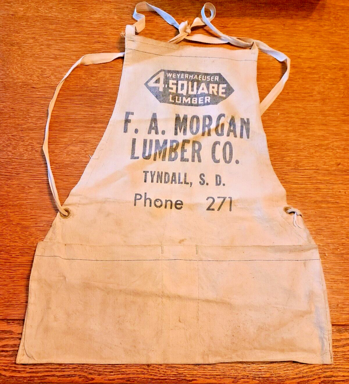 Vintage FA Morgan Lumber Apron Tyndall SD Old Weyerhaeuser 4 Square