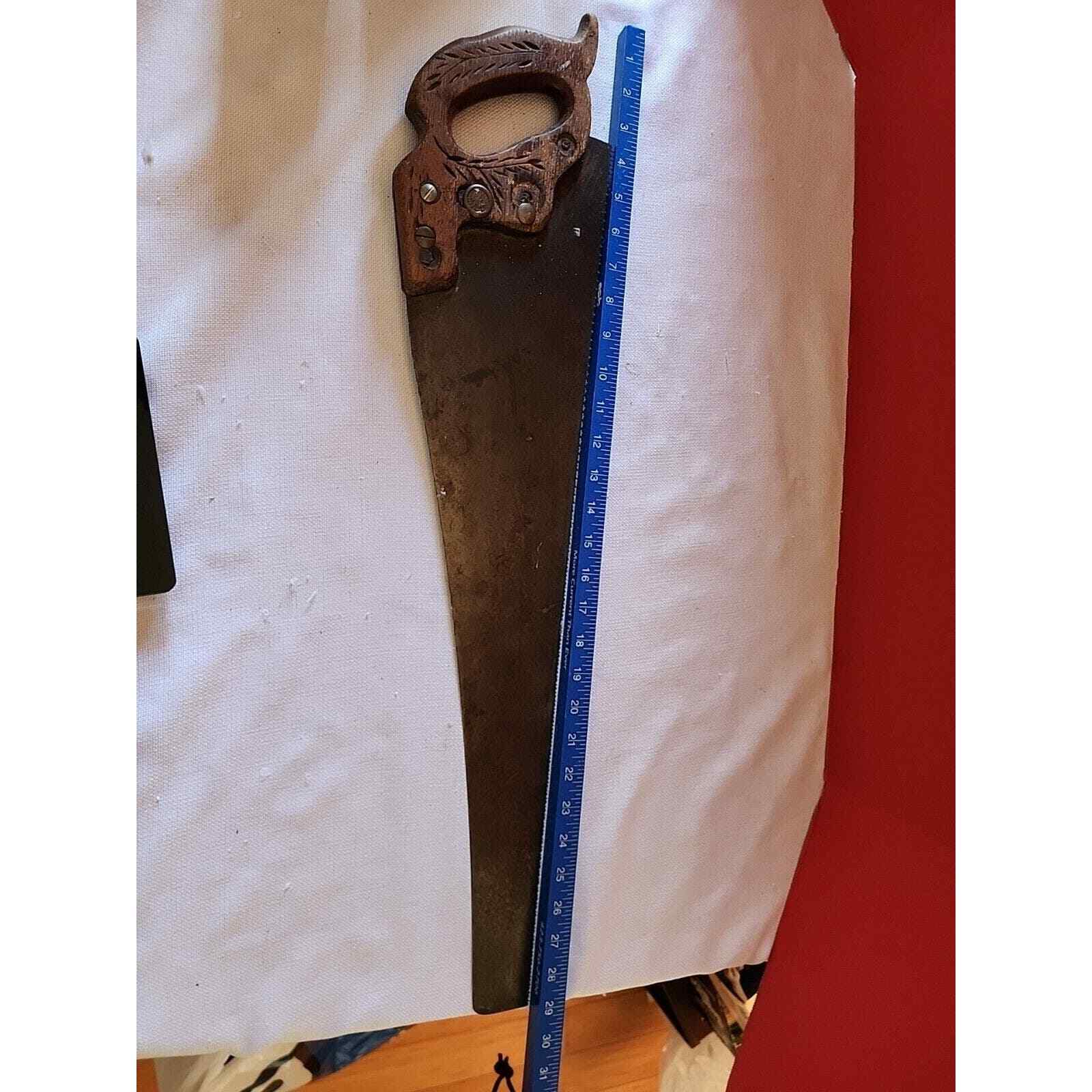 Vintage Distressed Warranted Superior hand saw 26″ keystone Lodge Rustic Decor