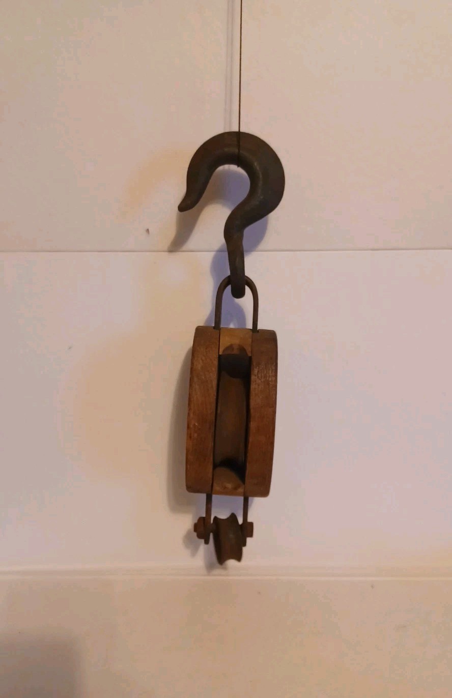 Vintage Upson-Walton block and tackle wooden pulley In Amazing Condition. Rare!