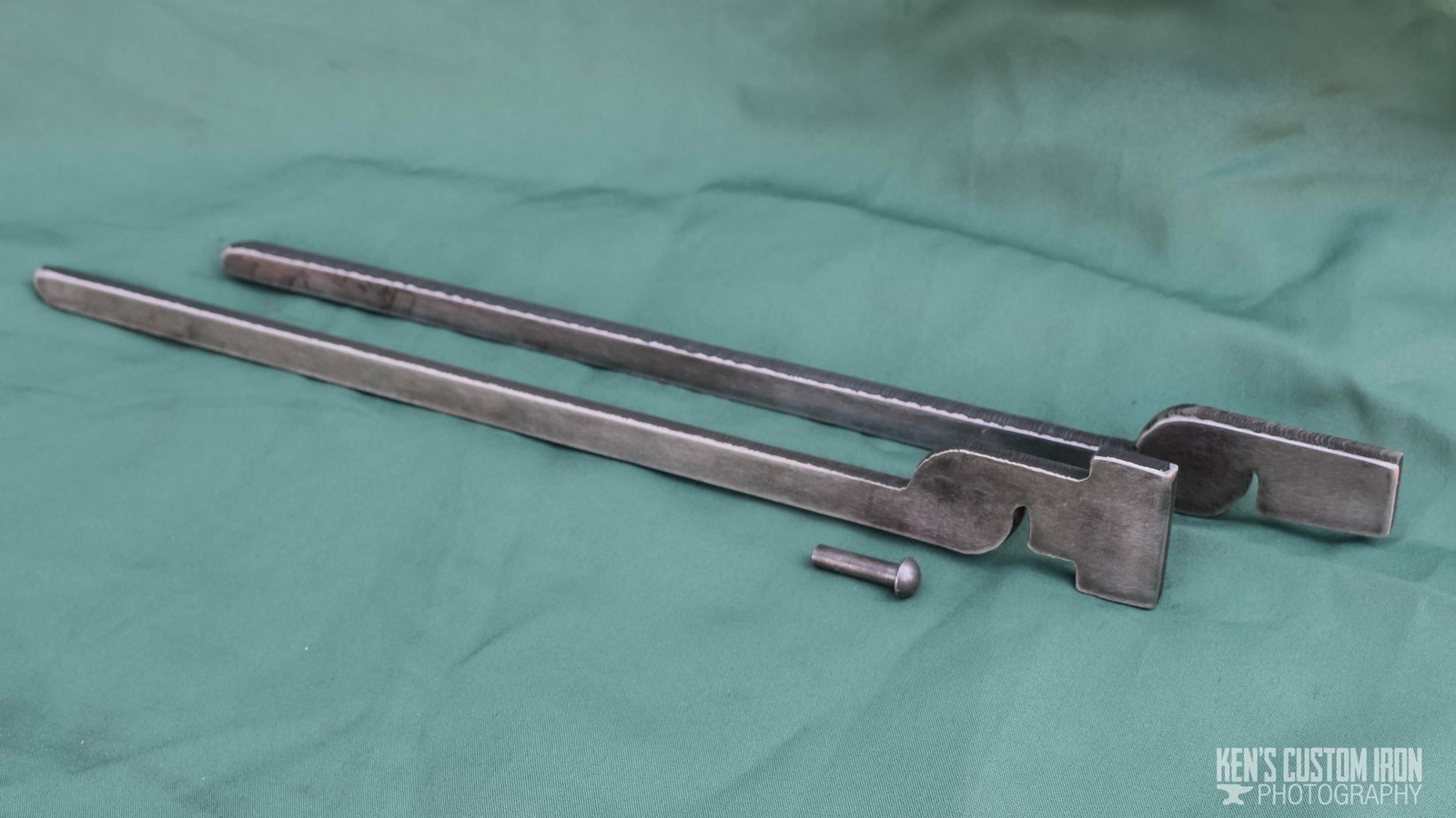 Made in USA – Rapid Box Jaw Tongs