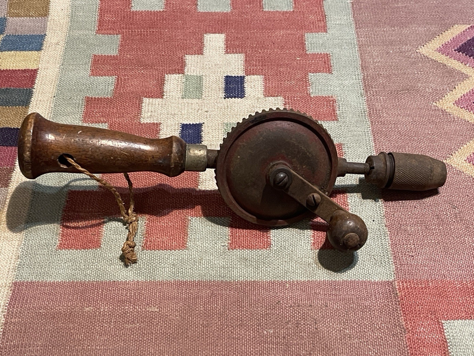 Antique Hand Crank Eggbeater Drill Wood Handle 2 Jaw Chuck Vintage Tool B1