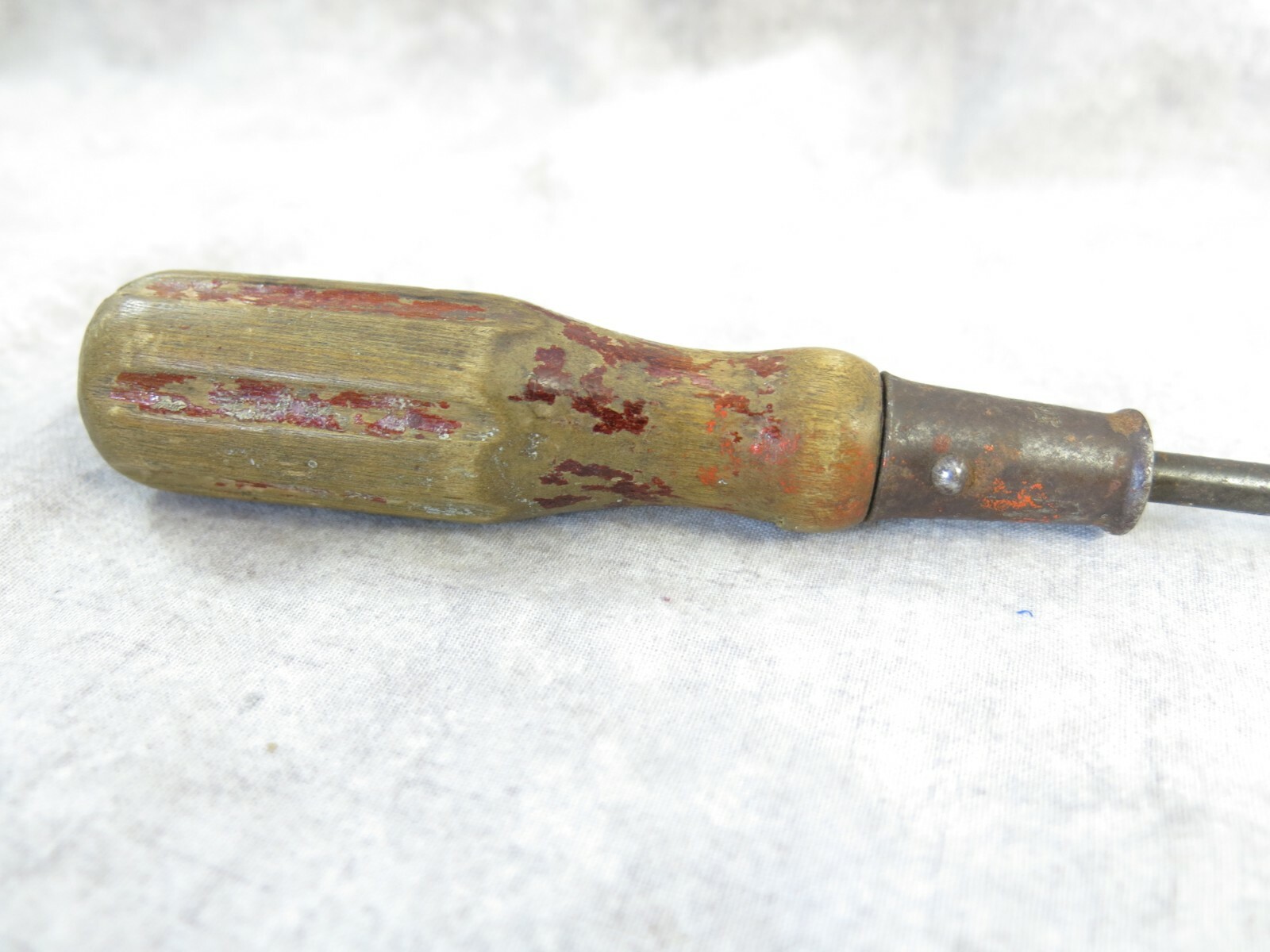 Vintage Wood Handle Screwdriver Stamped BP’T HDW’E USA Maybe Bridgeport Hardware