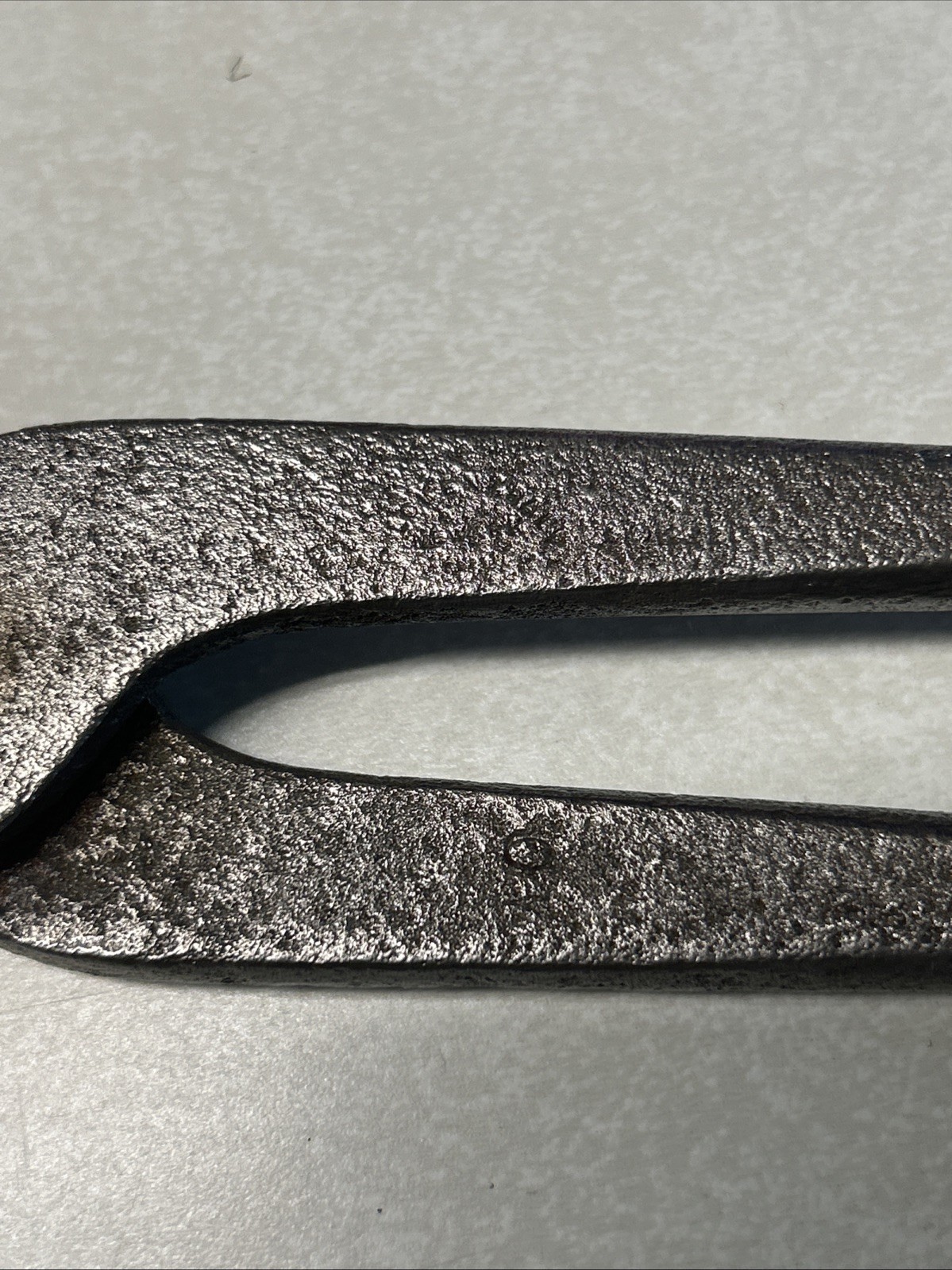 Vintage Gas & Burner Pliers Lot Of 2, 5″ Unbranded & 10″ P. Lowentraut NJ