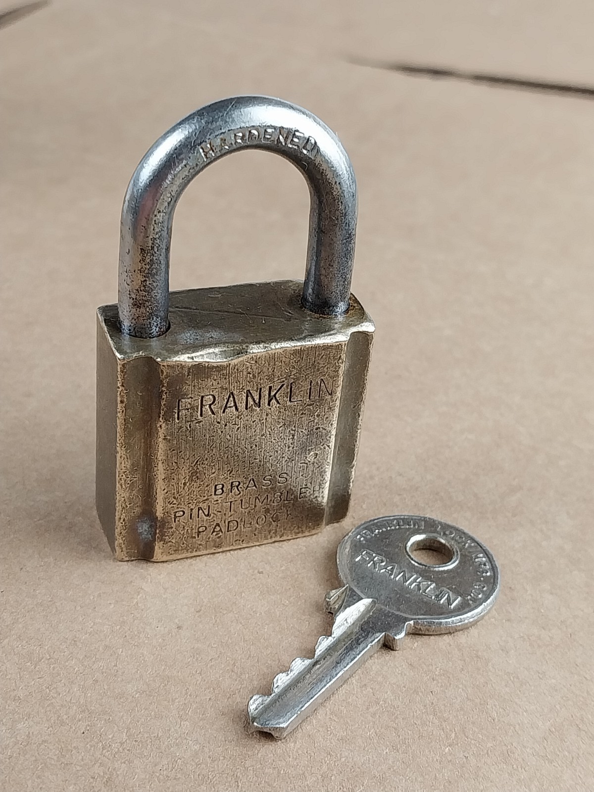 Vintage Franklin Brass Pin Thimble Padlock With Original Key Hong Kong