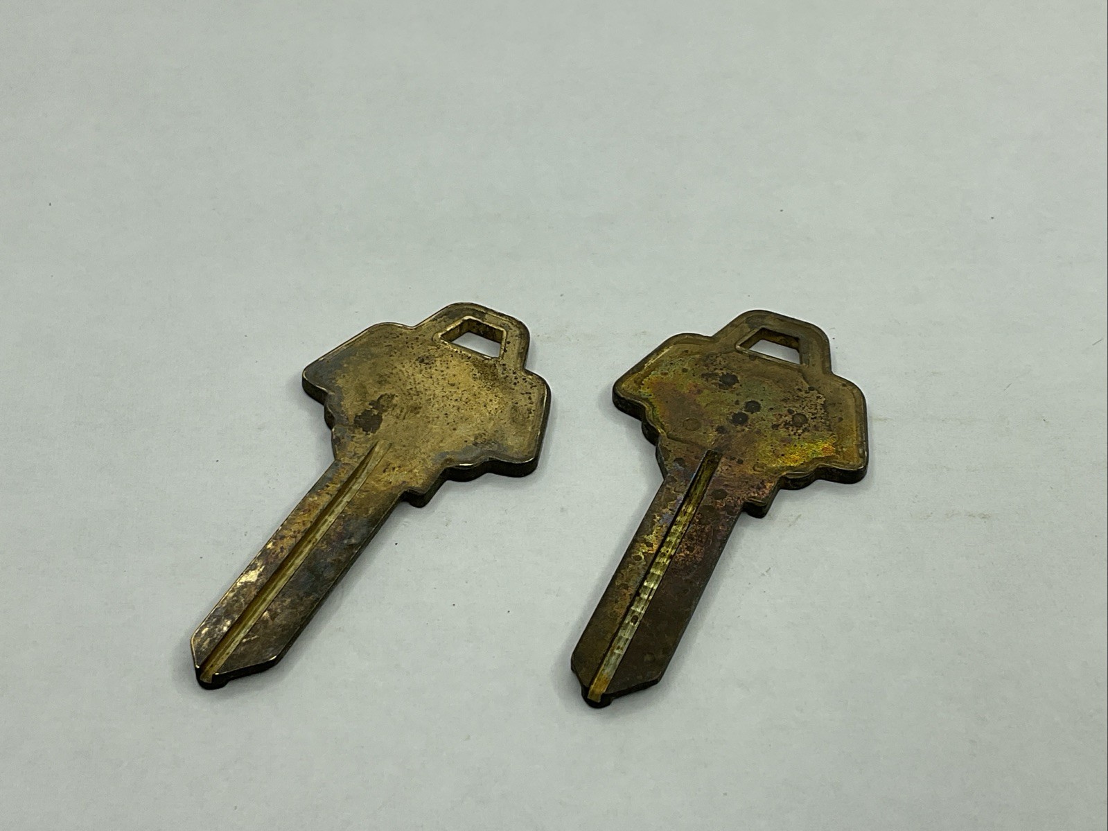 Curtis Industries NOS Key Blank Lot Of 2 Uncut Keys HO1 Brass B-CK44