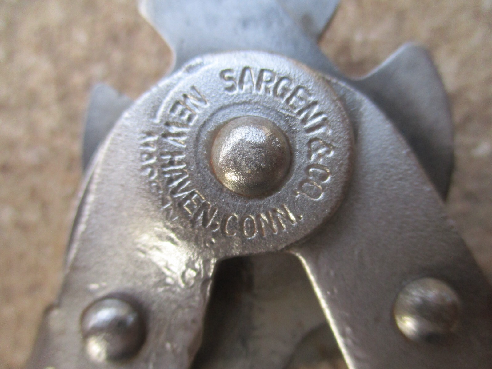 SARGENT & CO 4 ” 2 POSITION WIRE CUTTER TOOL VNTG SARGENT WIRE CUTTER USA MADE