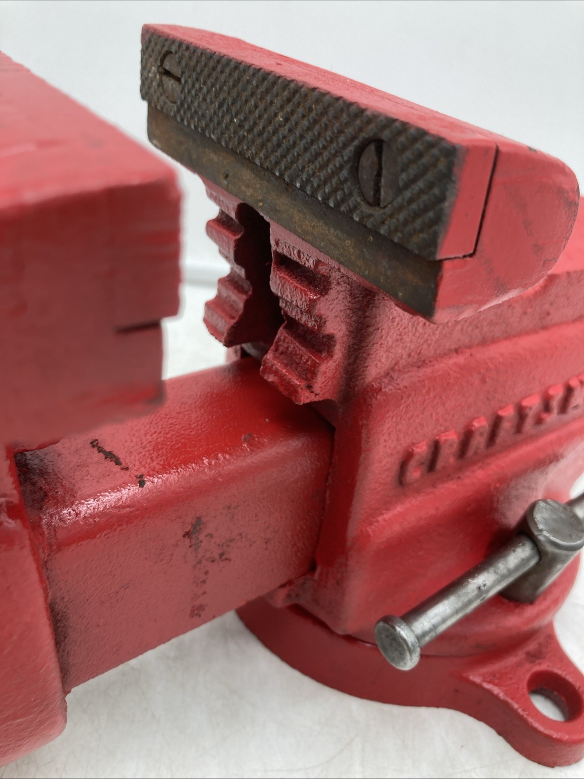 Craftsman 506.51801 Swivel Base 3.5″ Bench Vise with Anvil, Pipe Jaws USA Made